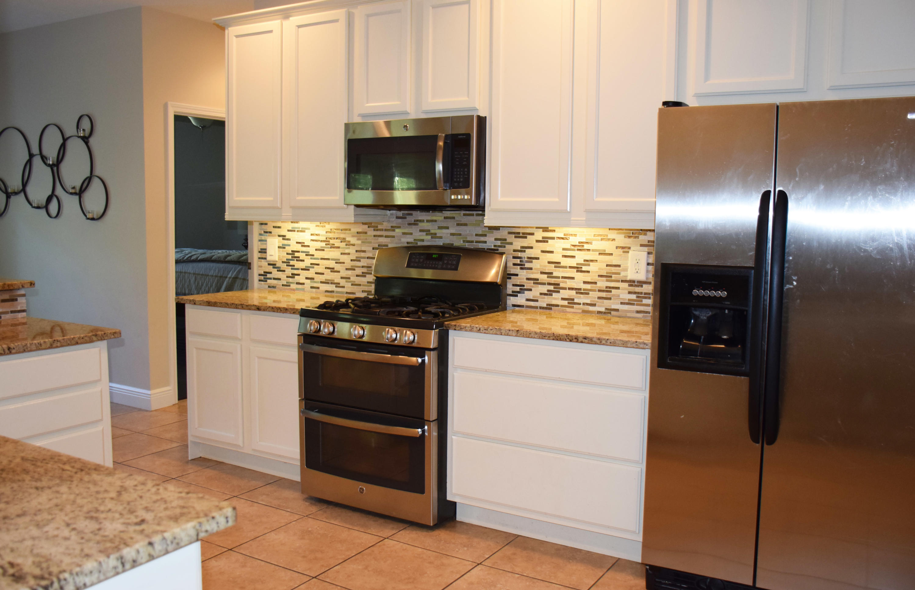 HIDDEN LAKES - Residential