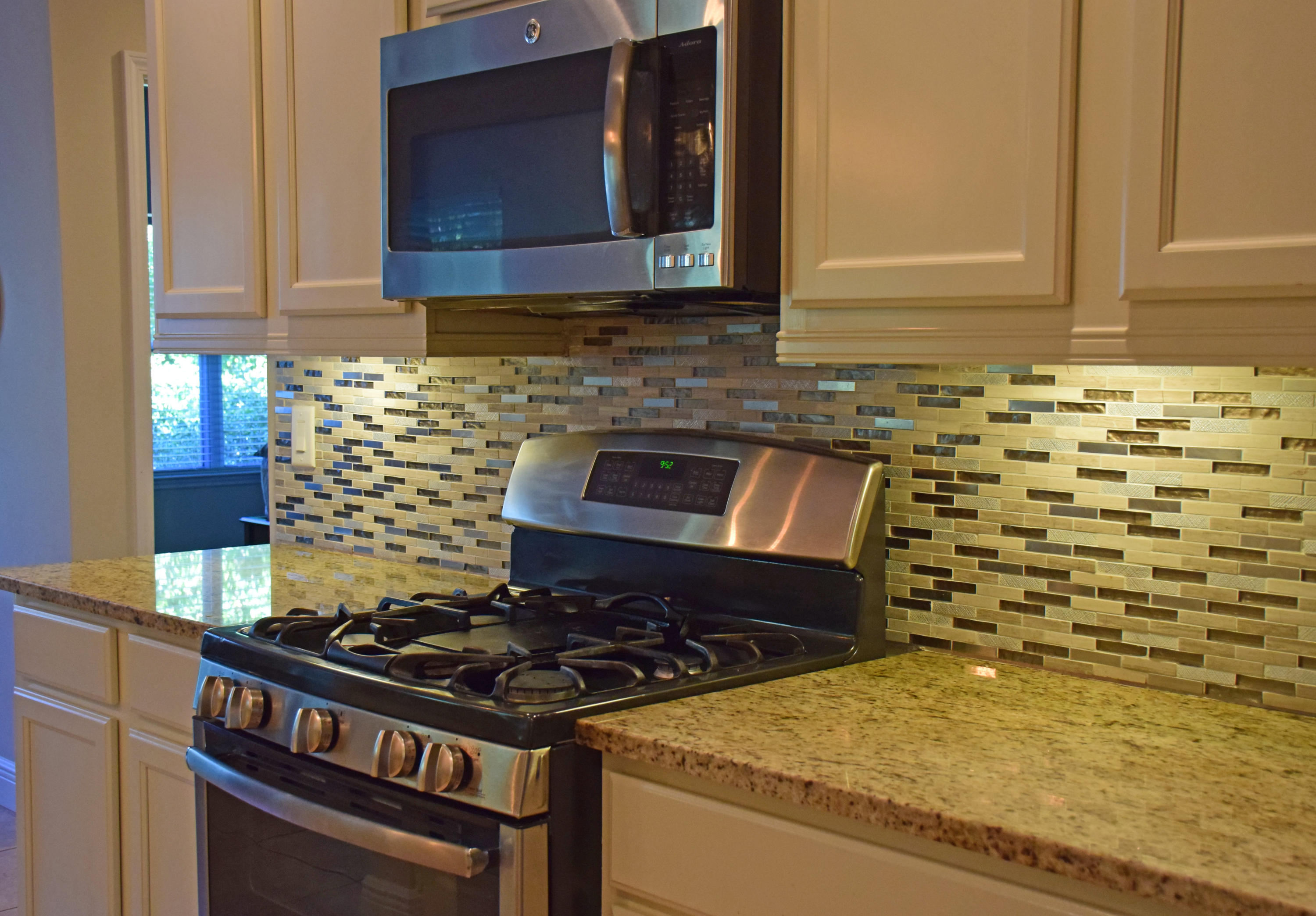 HIDDEN LAKES - Residential