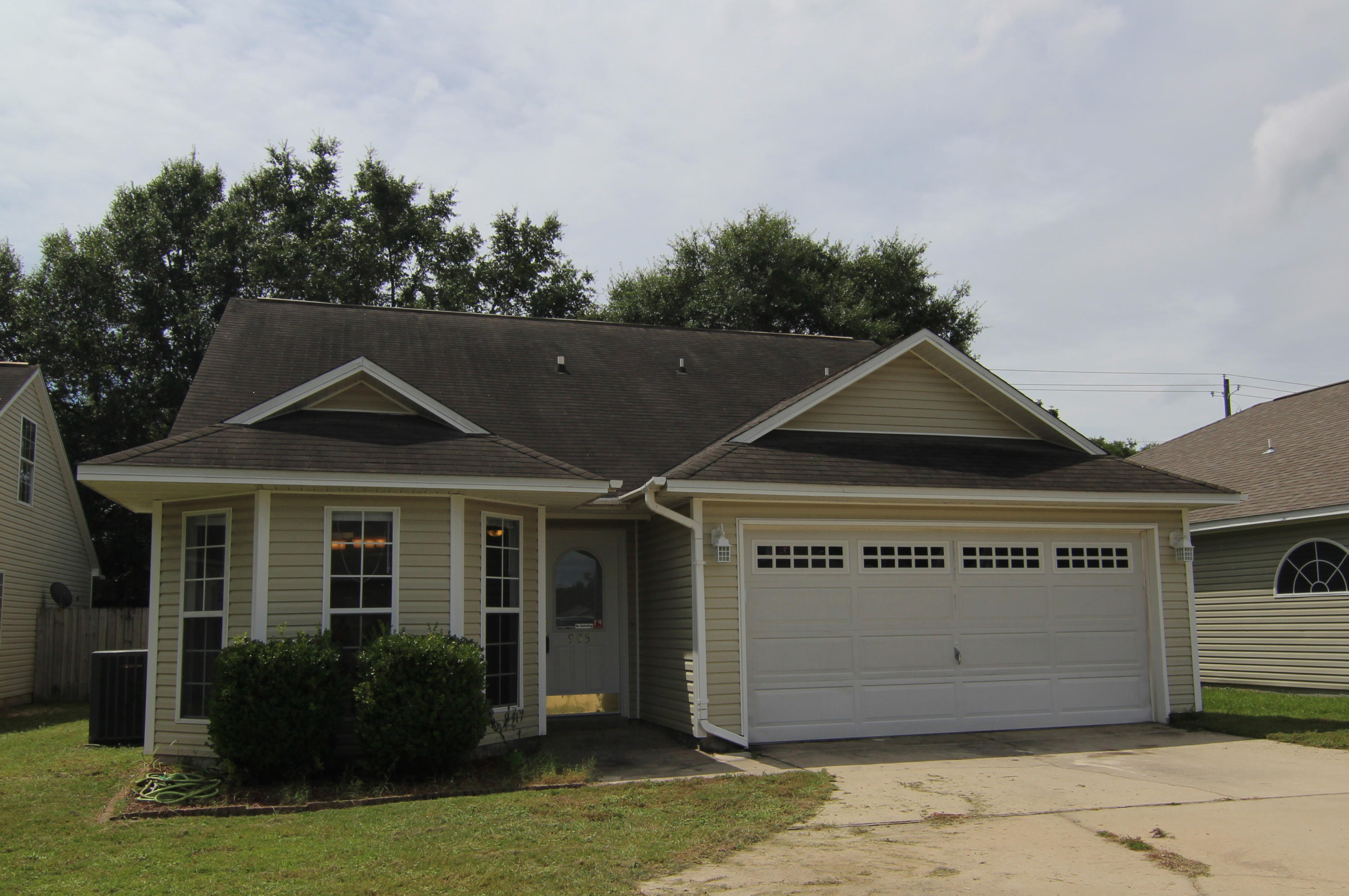 HUNTERS RUN S/D - Residential