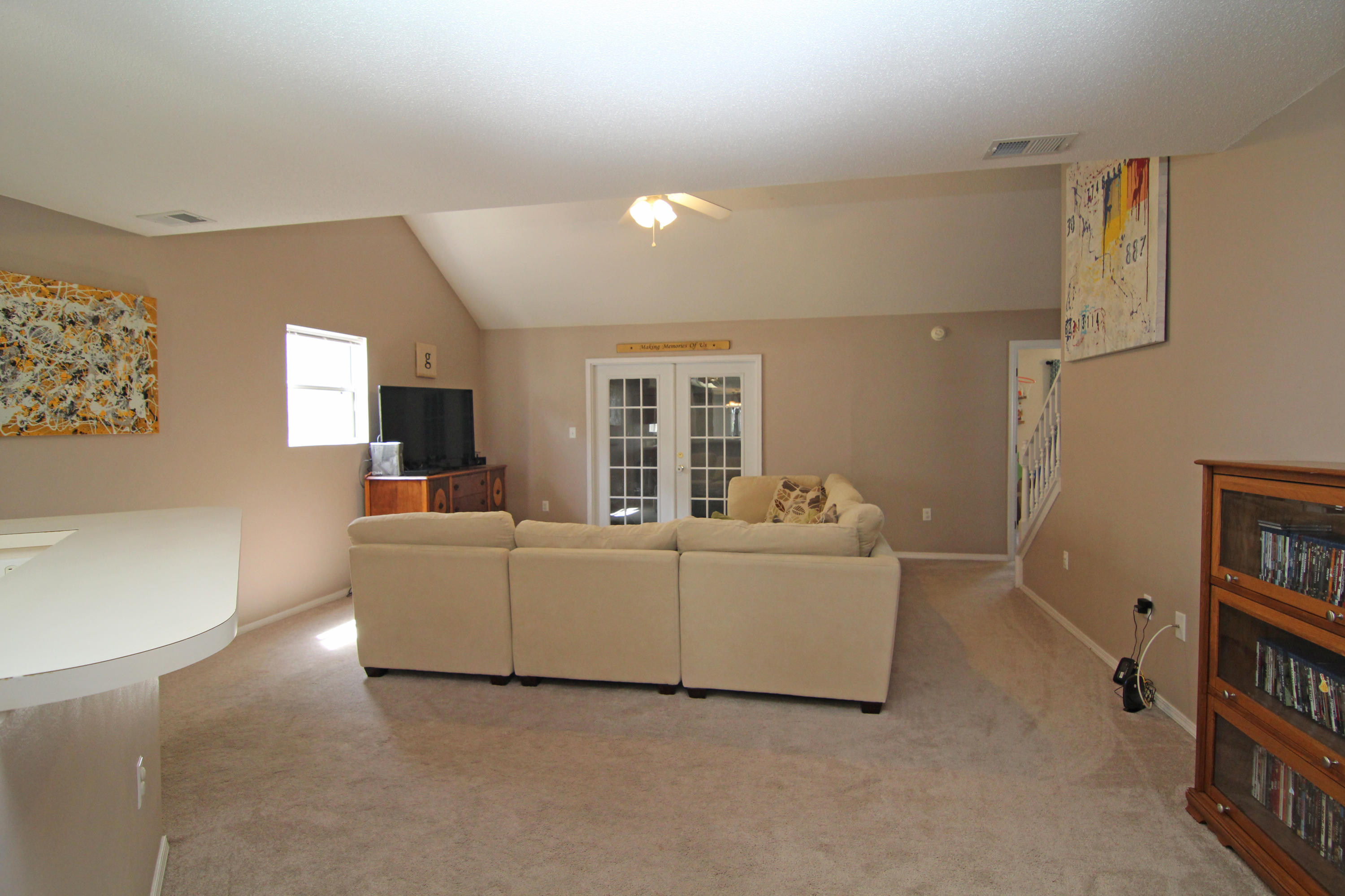 HUNTERS RUN S/D - Residential