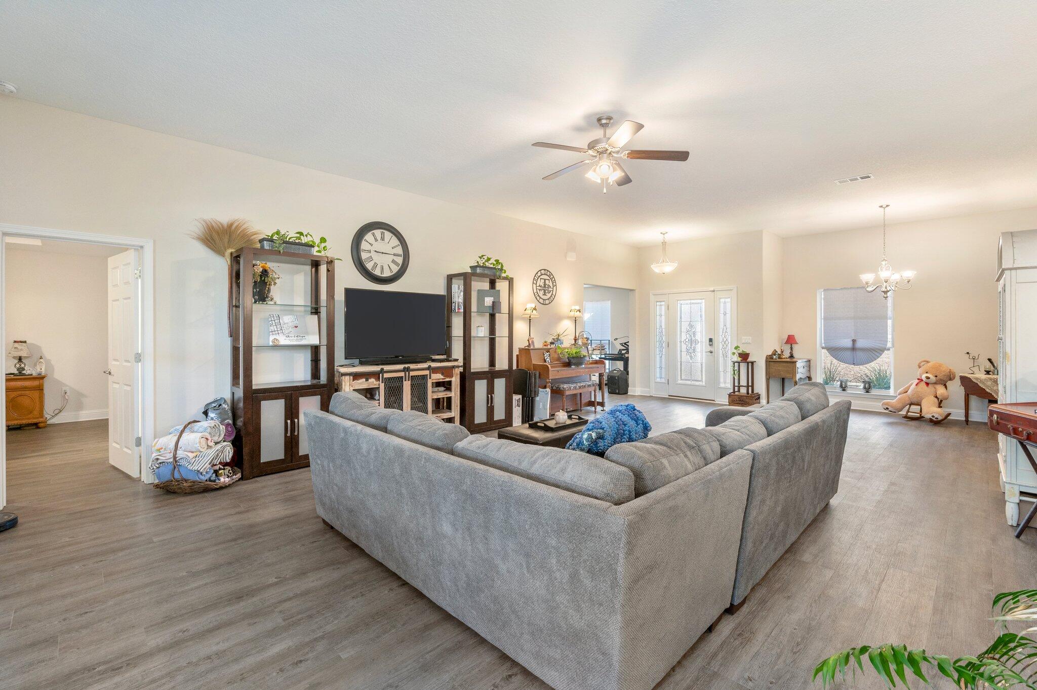 Nature Lake - Residential