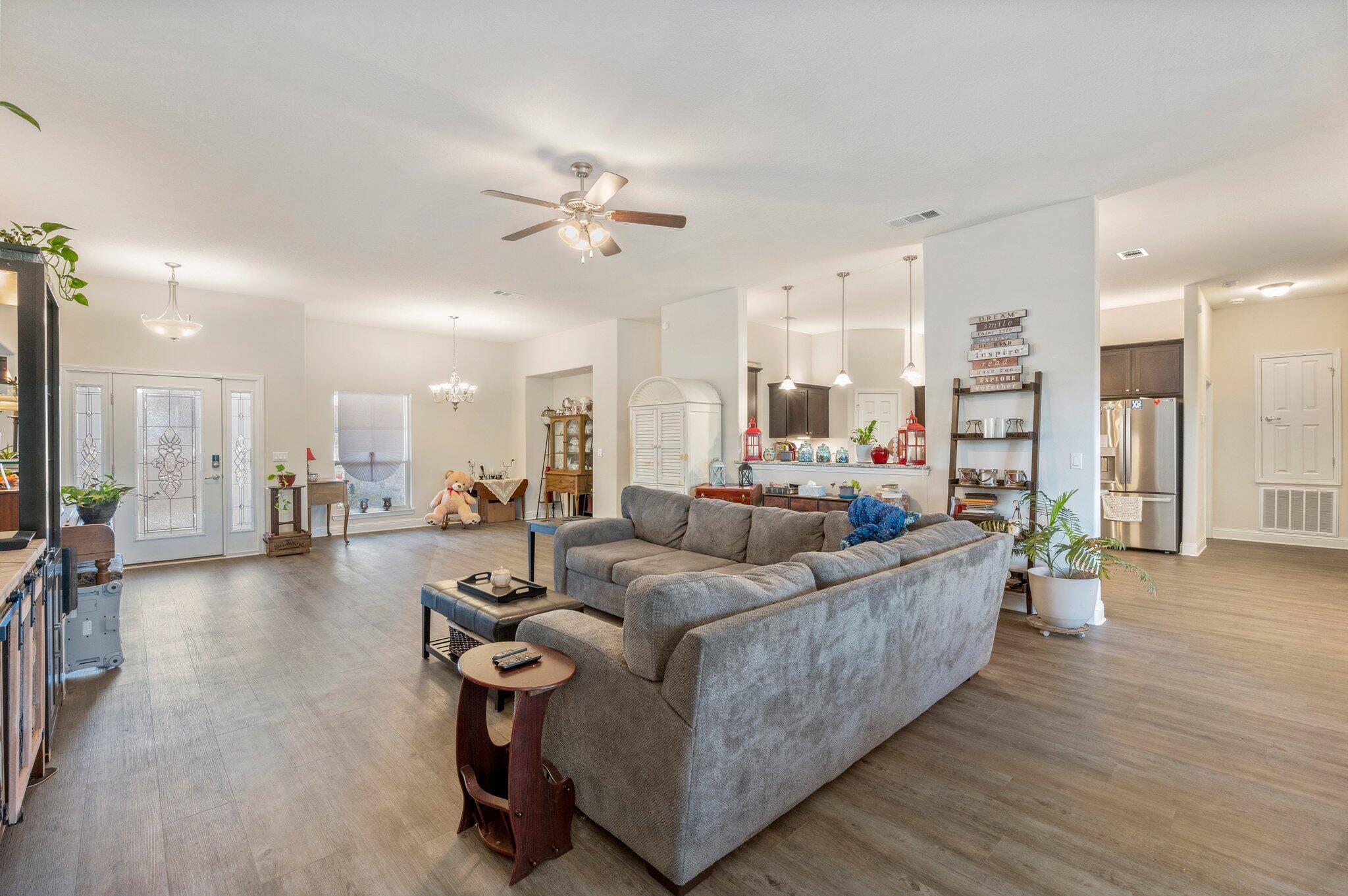 Nature Lake - Residential