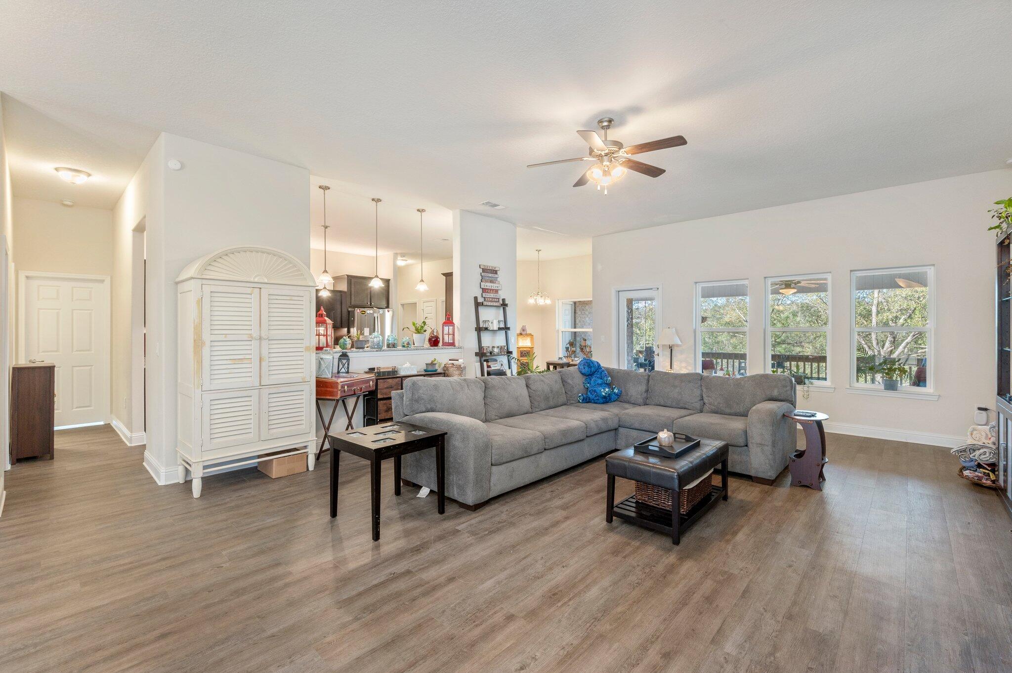 Nature Lake - Residential