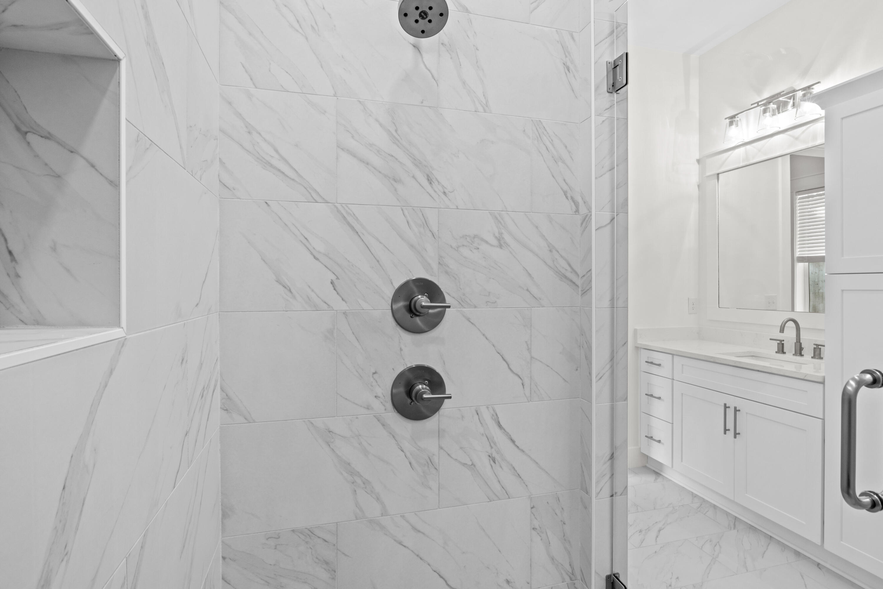 DAUGHETTES 1ST ADDITION - Residential