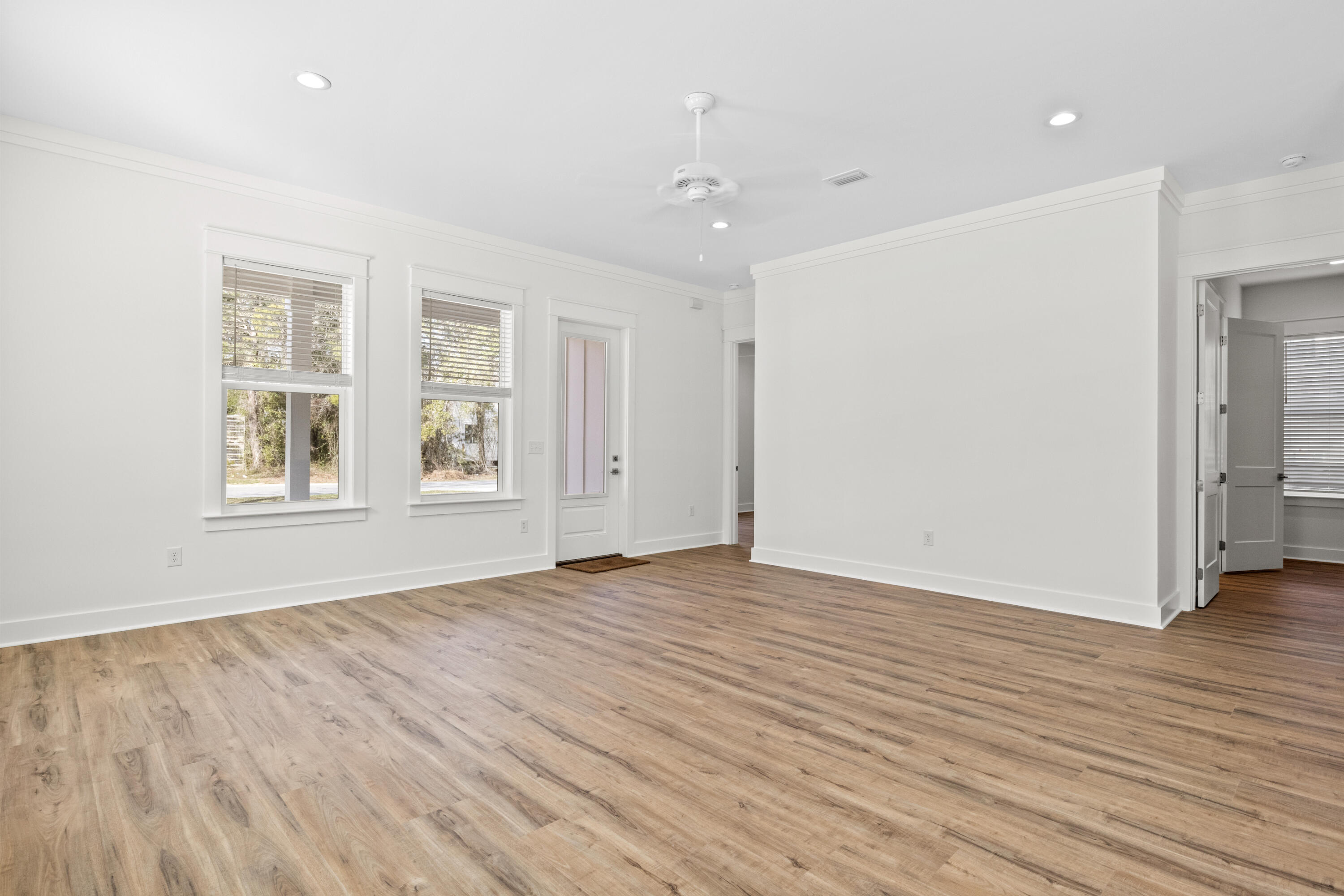 DAUGHETTES 1ST ADDITION - Residential