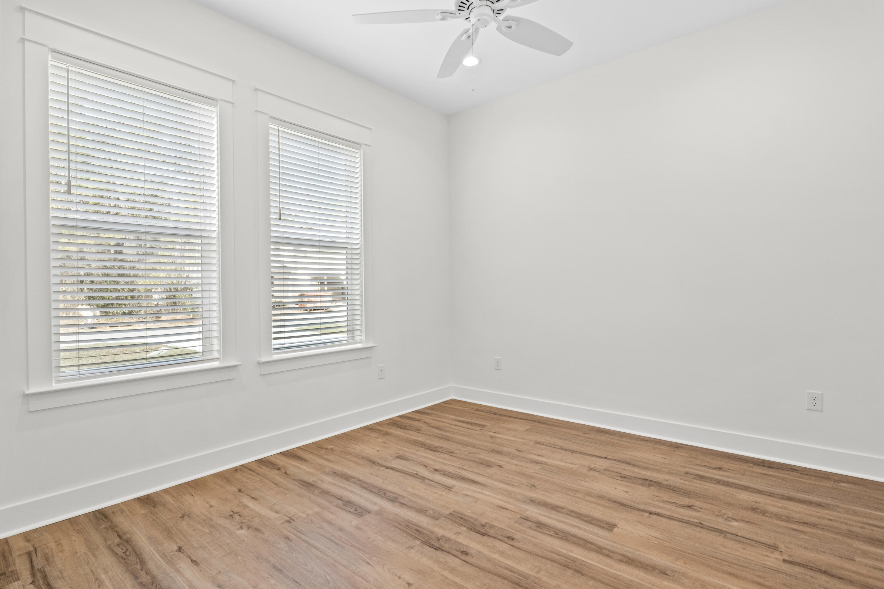 DAUGHETTES 1ST ADDITION - Residential