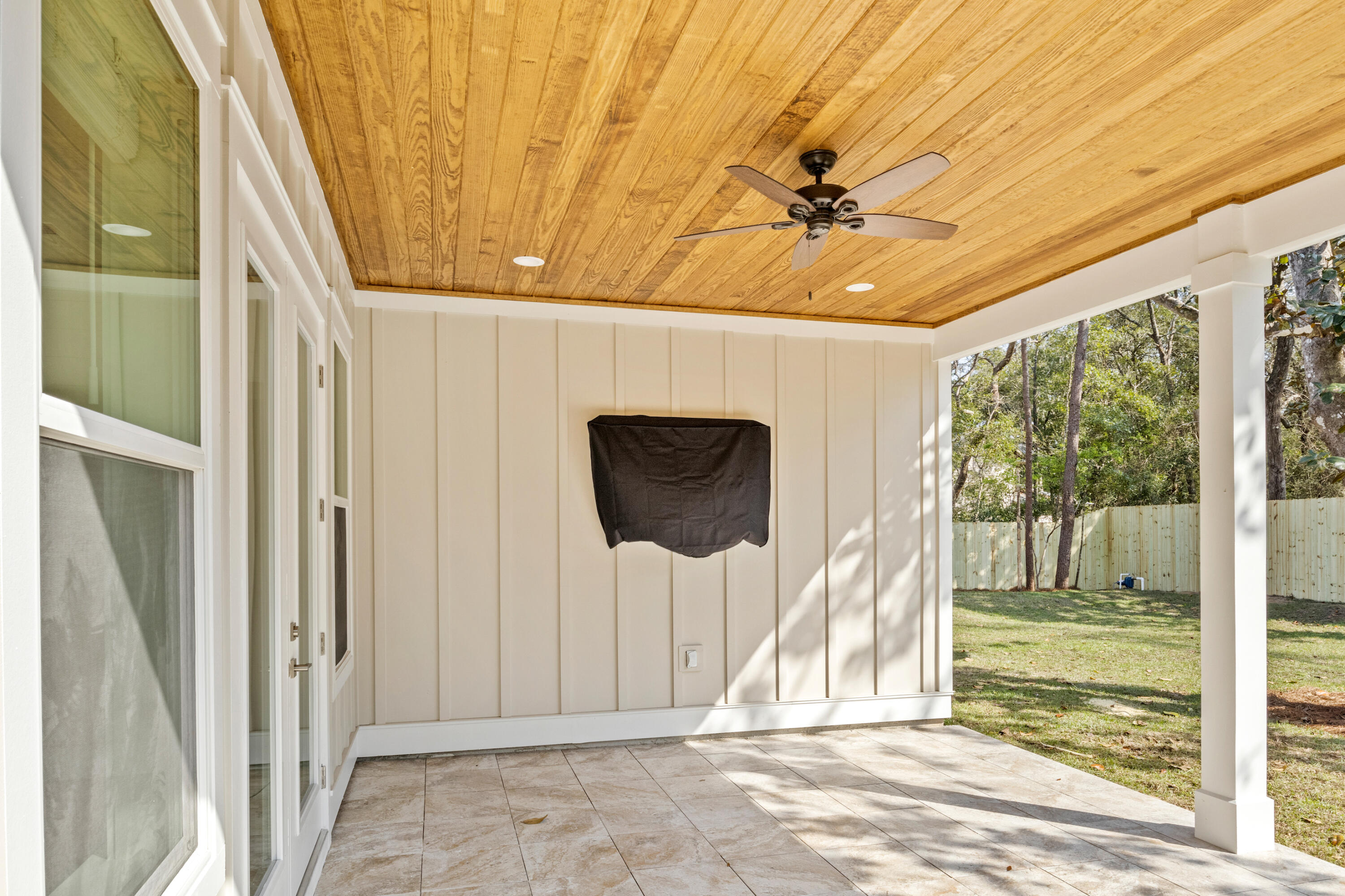 DAUGHETTES 1ST ADDITION - Residential