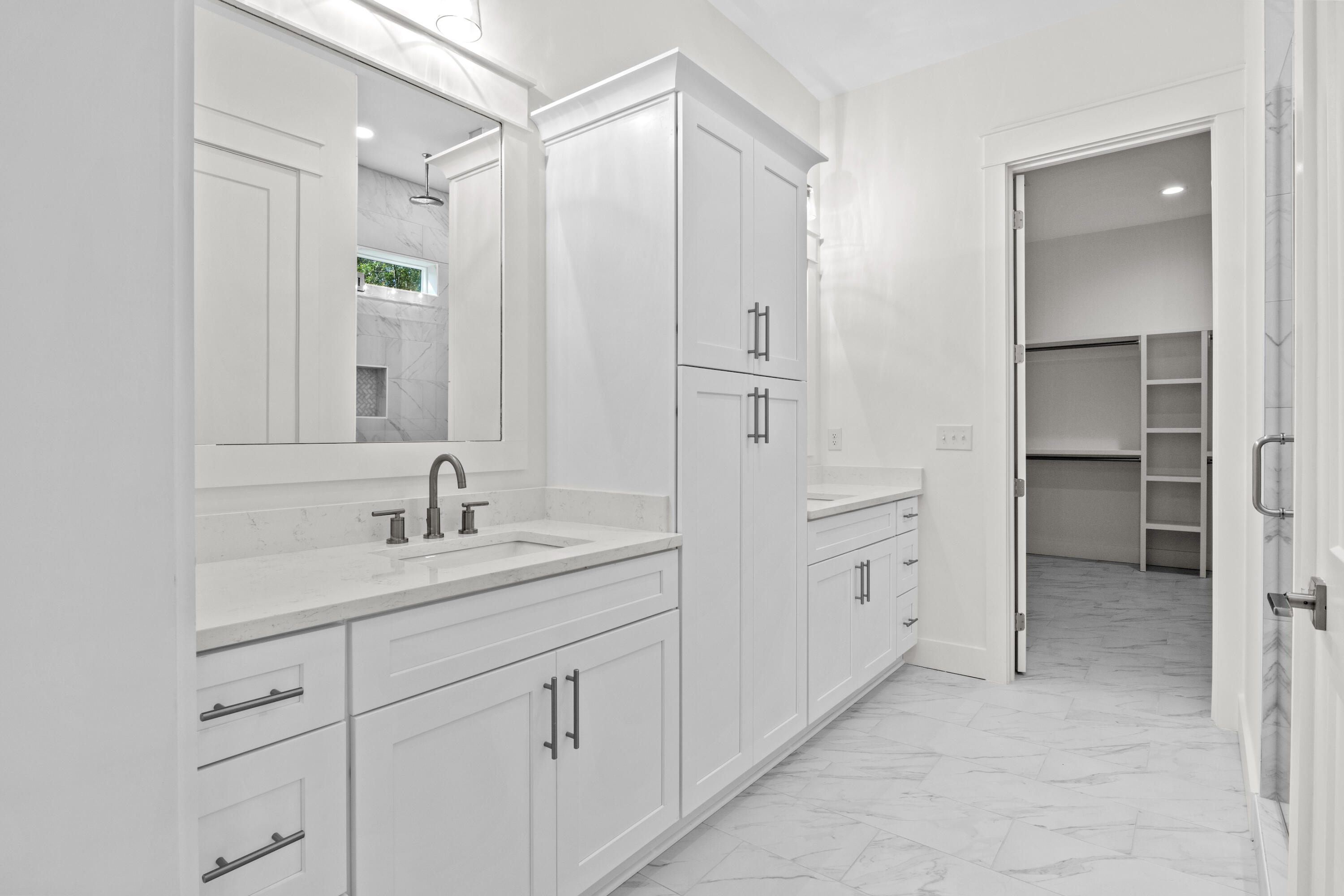 DAUGHETTES 1ST ADDITION - Residential