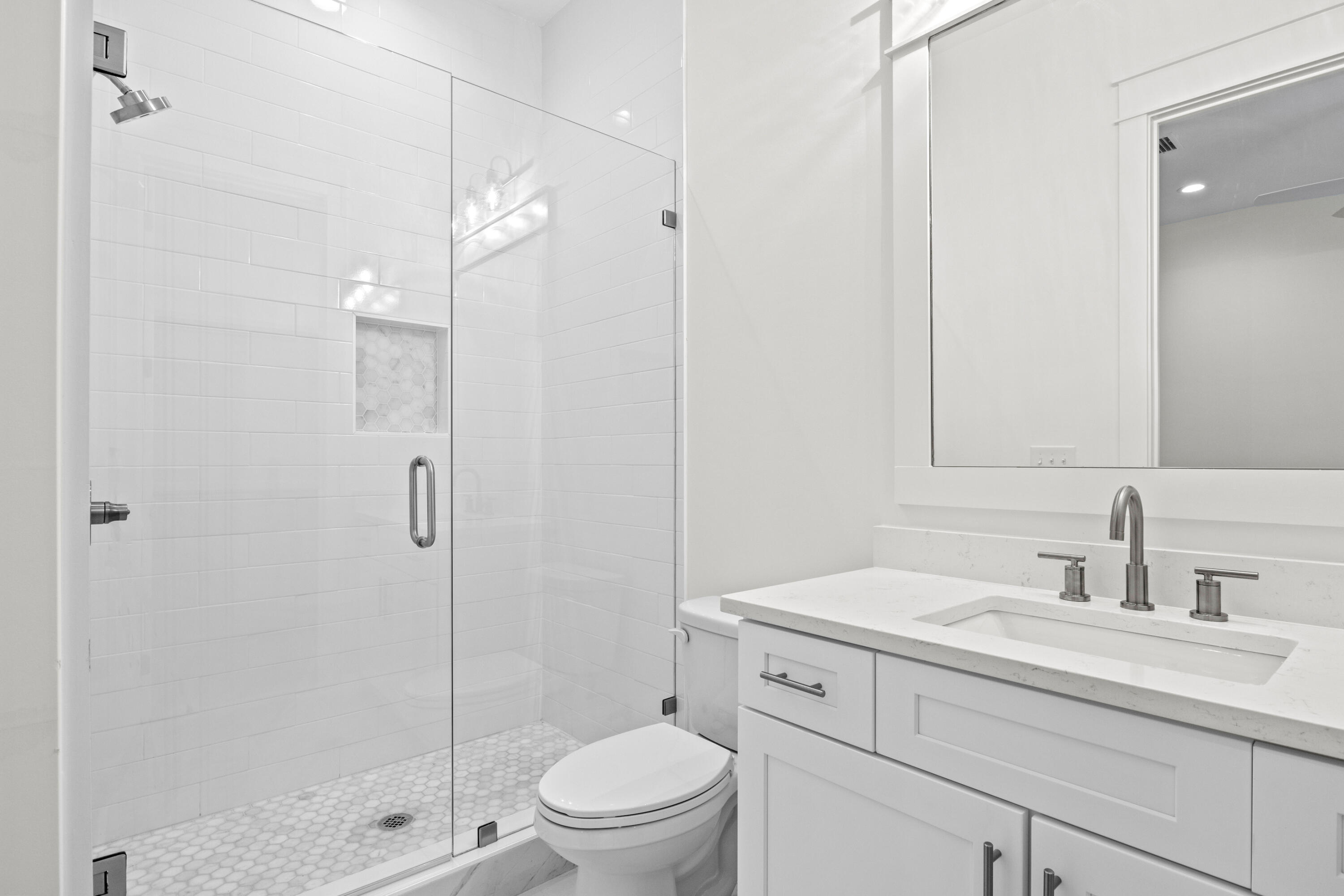 DAUGHETTES 1ST ADDITION - Residential