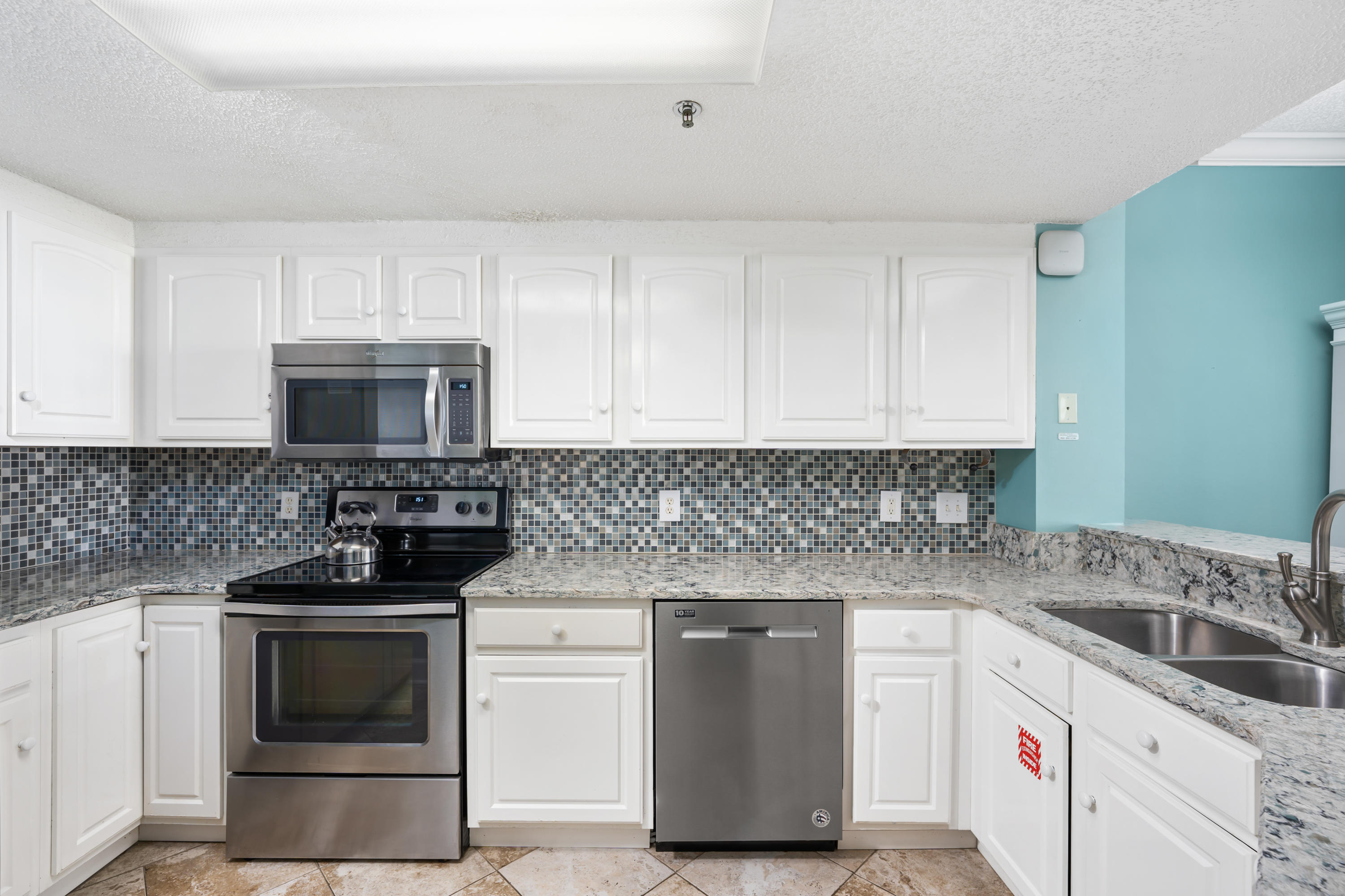 JADE EAST TOWERS CONDO - Residential