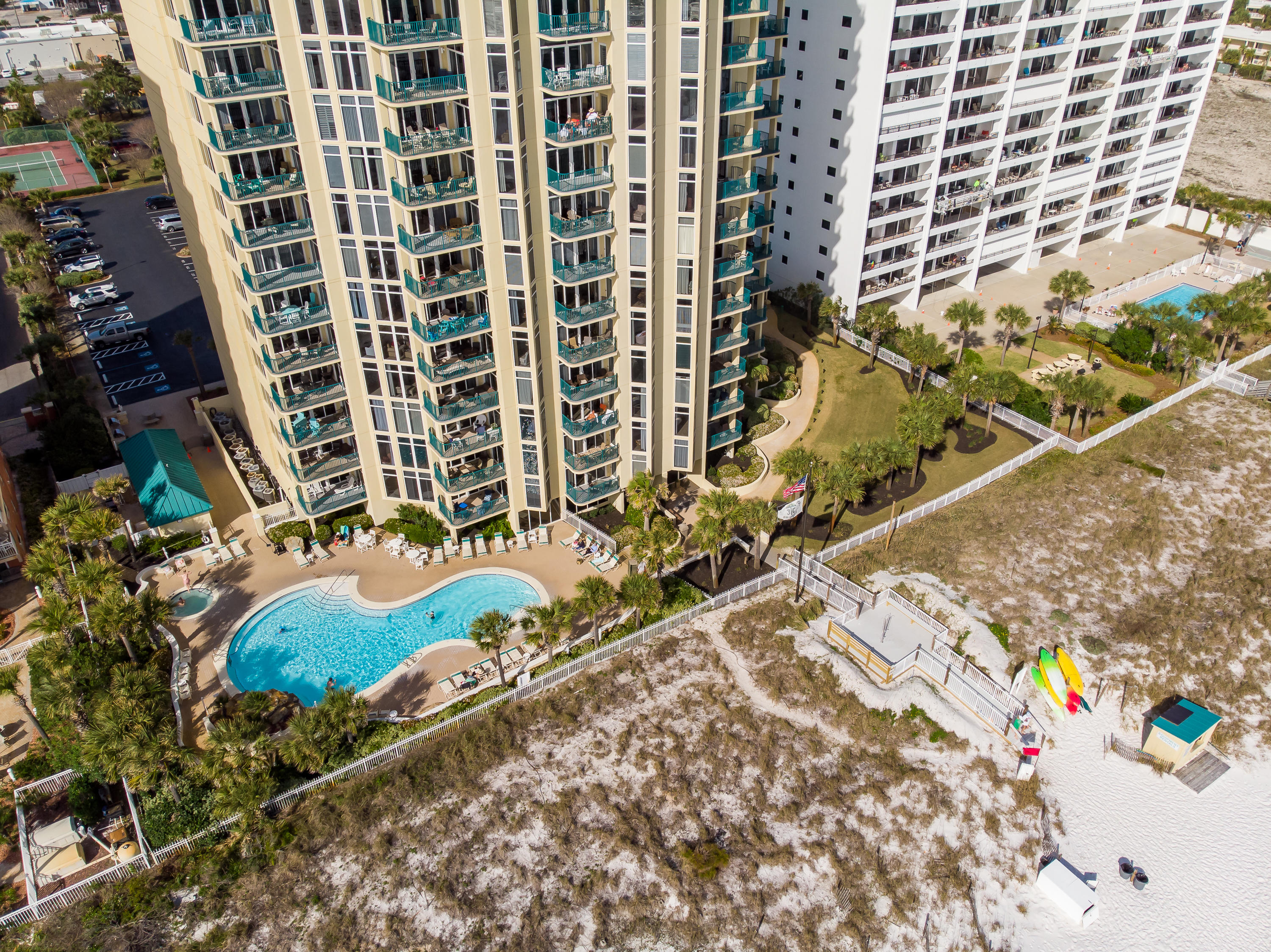 JADE EAST TOWERS CONDO - Residential