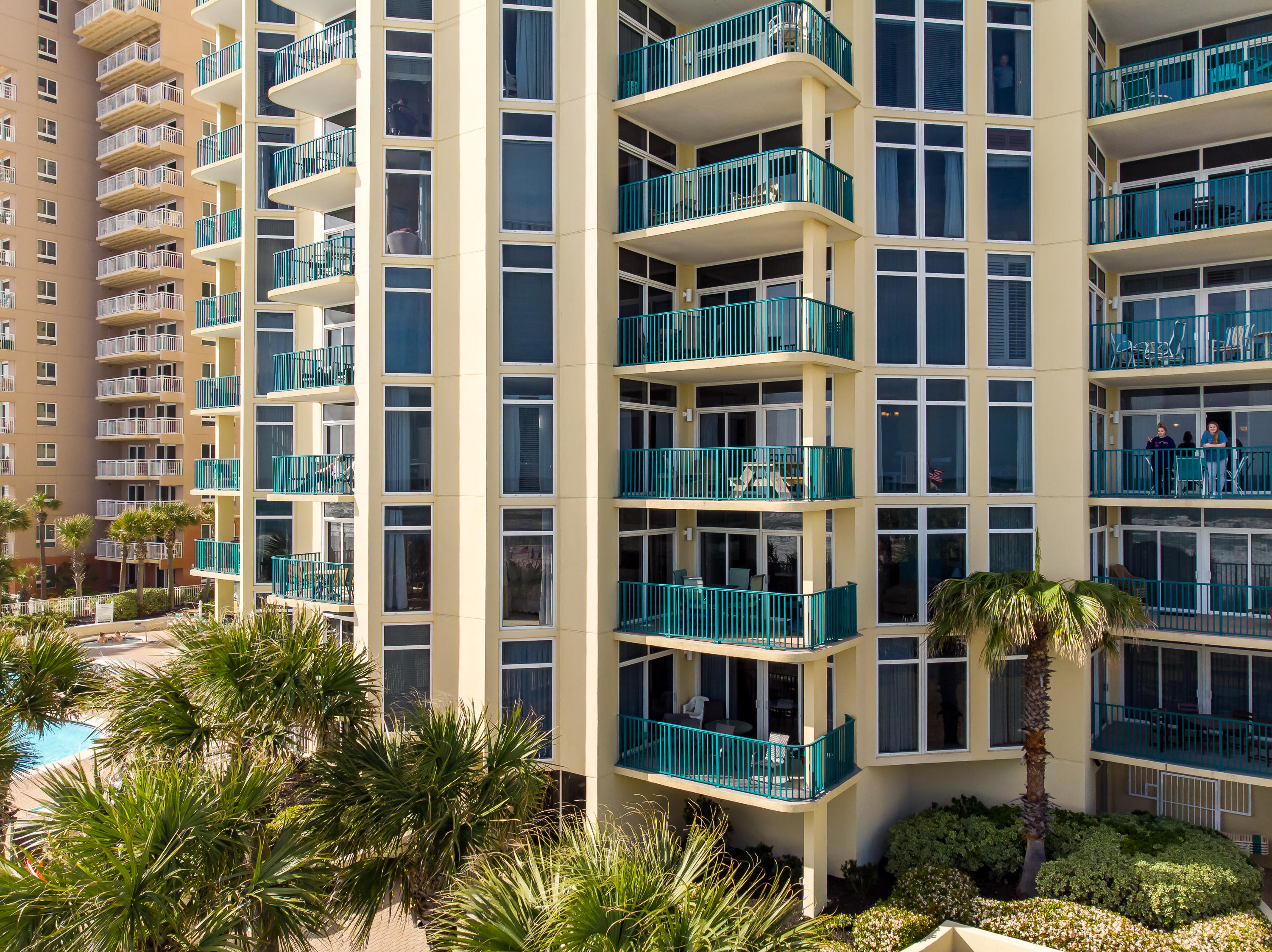 JADE EAST TOWERS CONDO - Residential