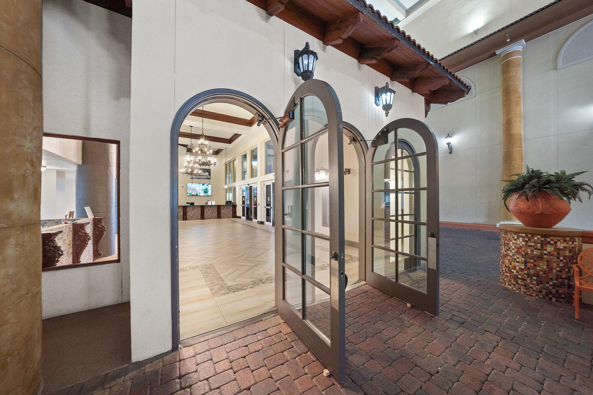 SHORES OF PANAMA - Residential