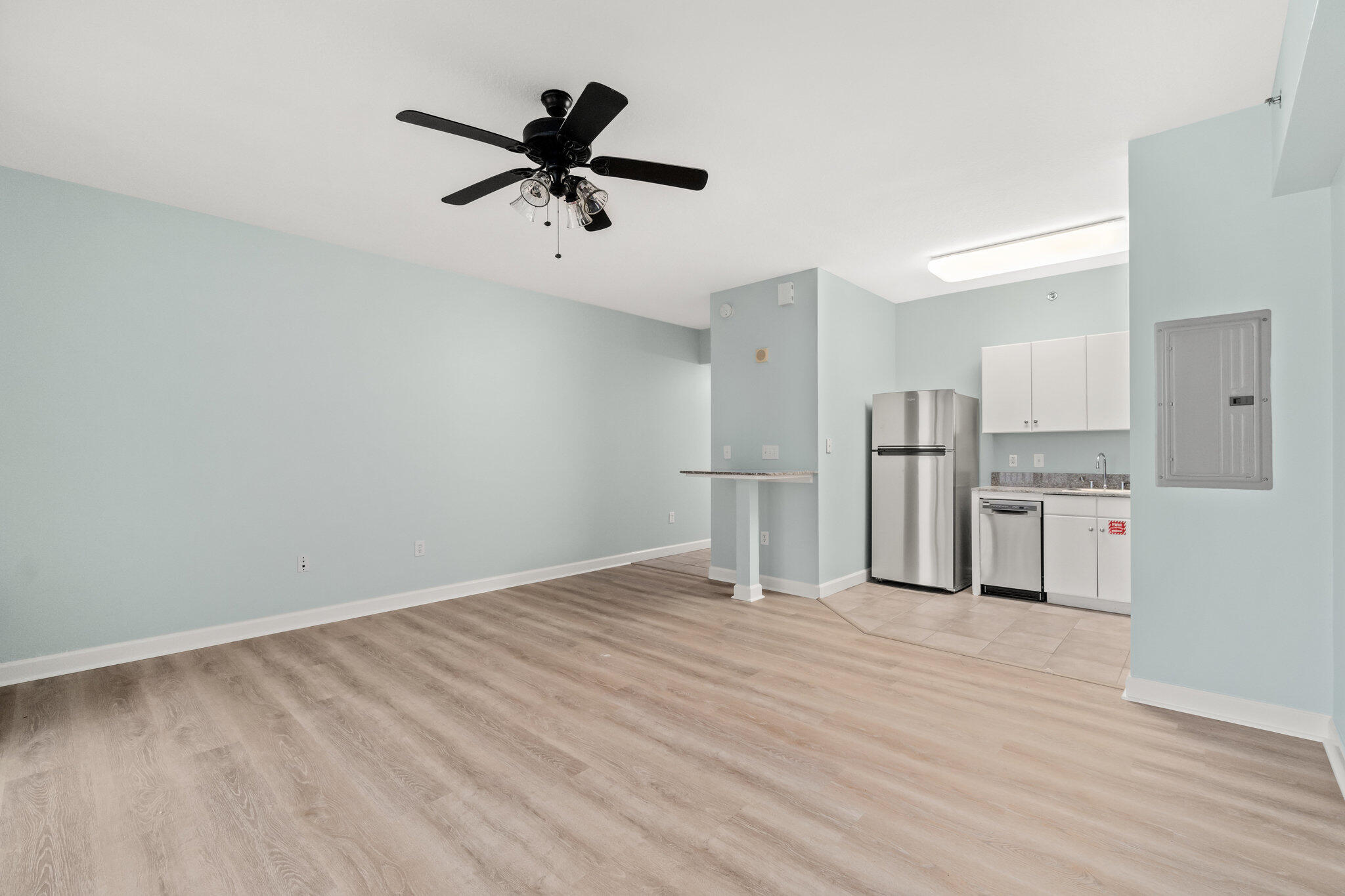 SHORES OF PANAMA - Residential