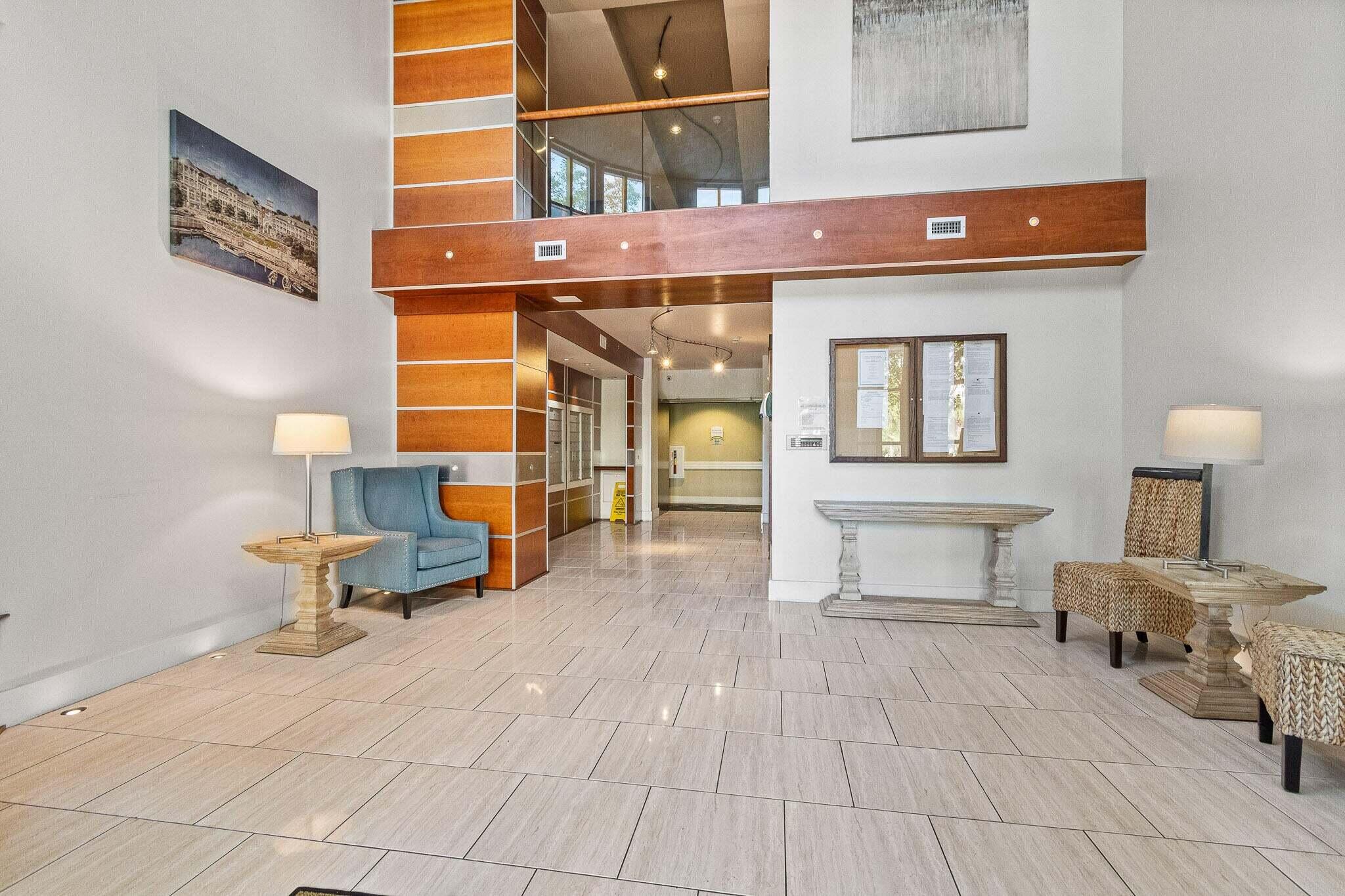 BAHIA CONDO - Residential