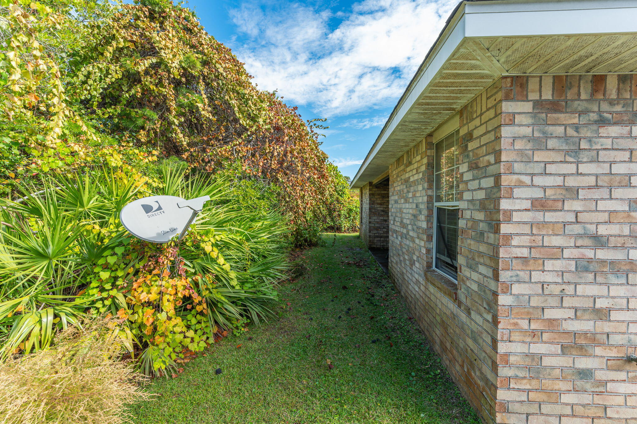 PARADISE RETREAT - Residential