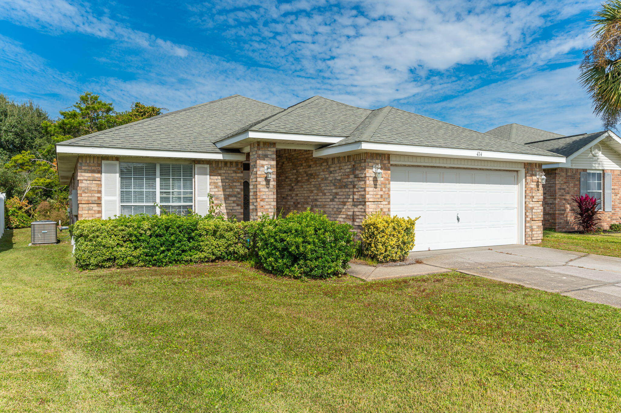 PARADISE RETREAT - Residential