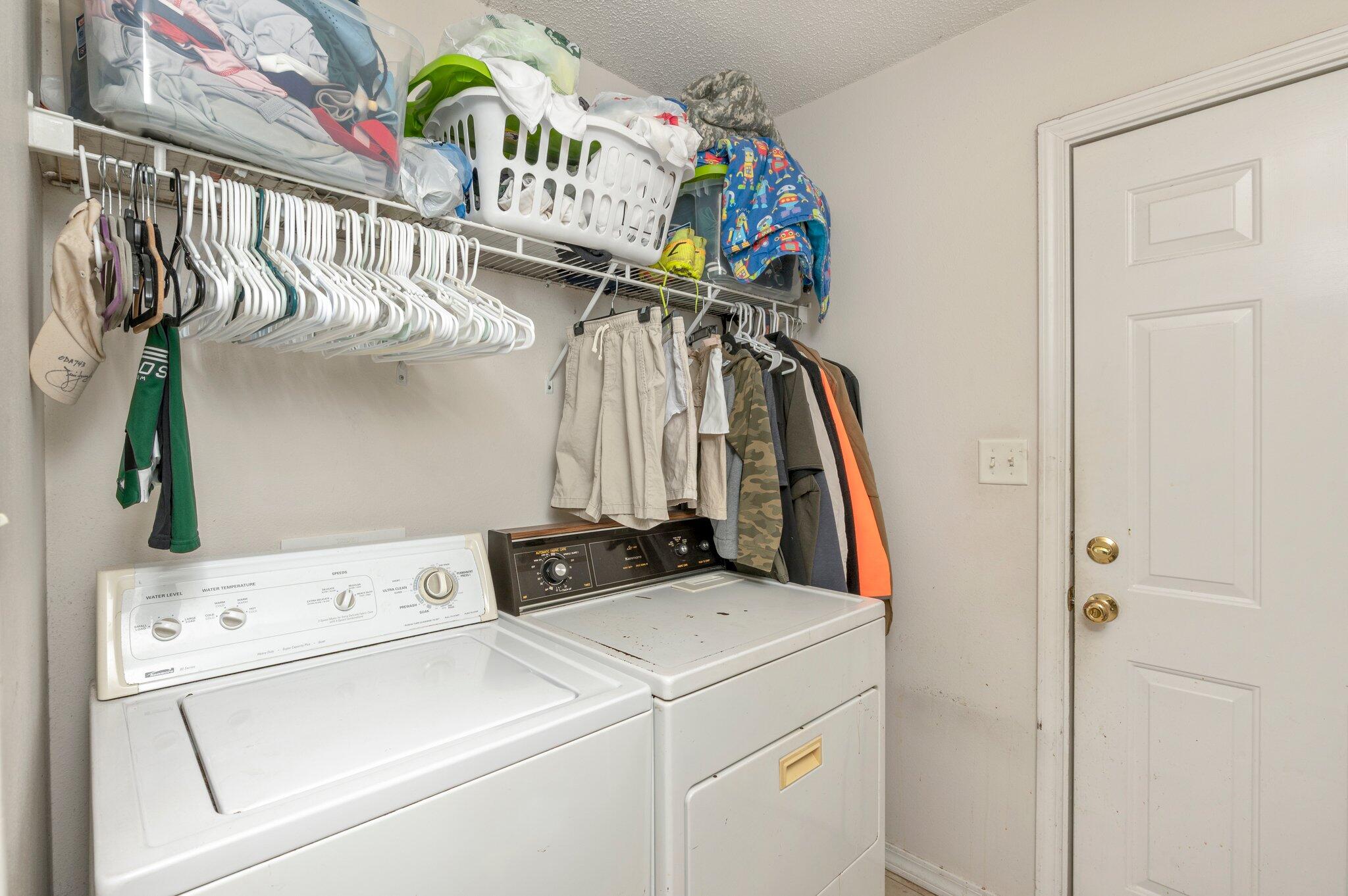 PARADISE RETREAT - Residential