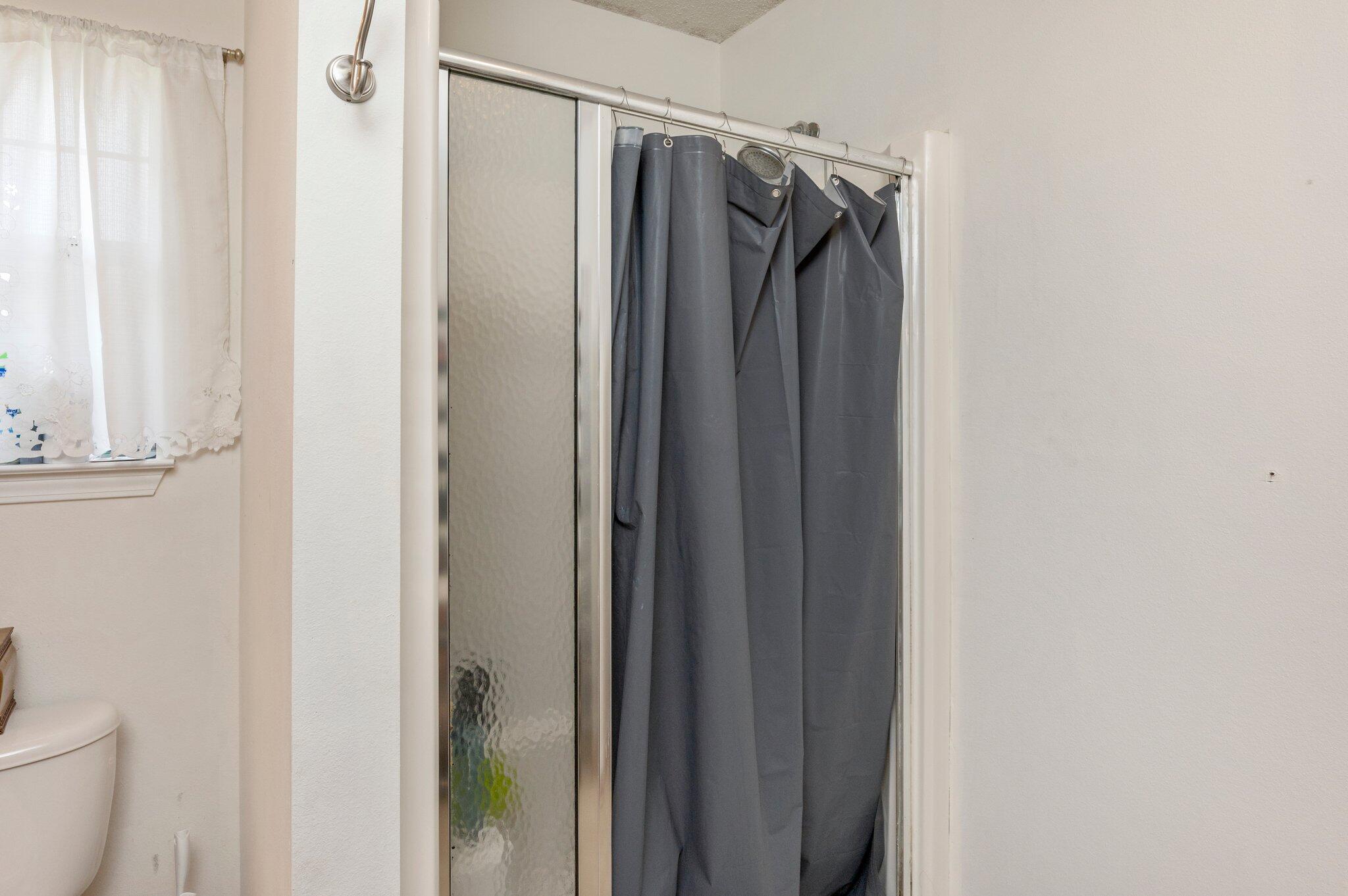 PARADISE RETREAT - Residential