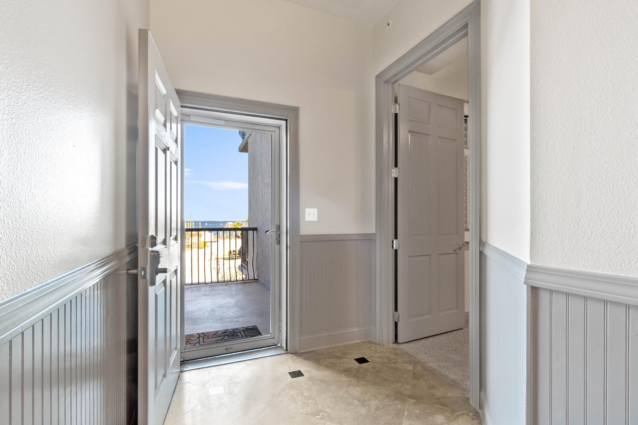 SIDES MORENO POINT WEST - Residential