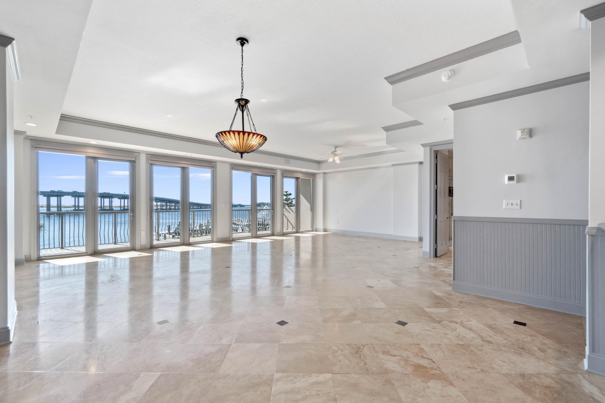 SIDES MORENO POINT WEST - Residential