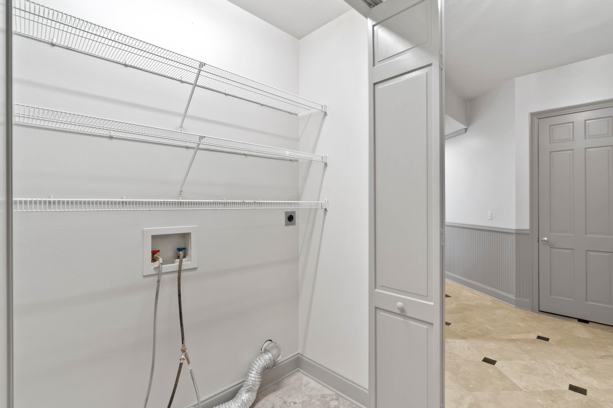 SIDES MORENO POINT WEST - Residential