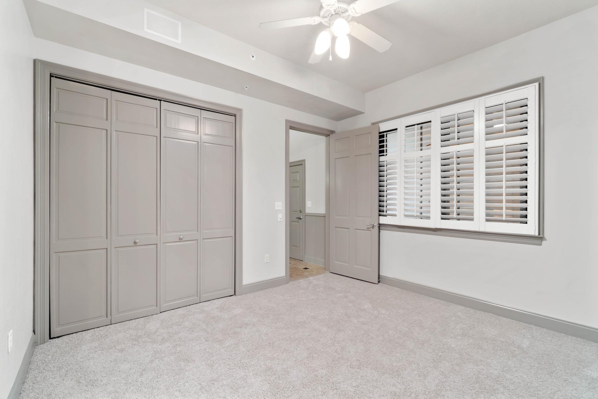 SIDES MORENO POINT WEST - Residential