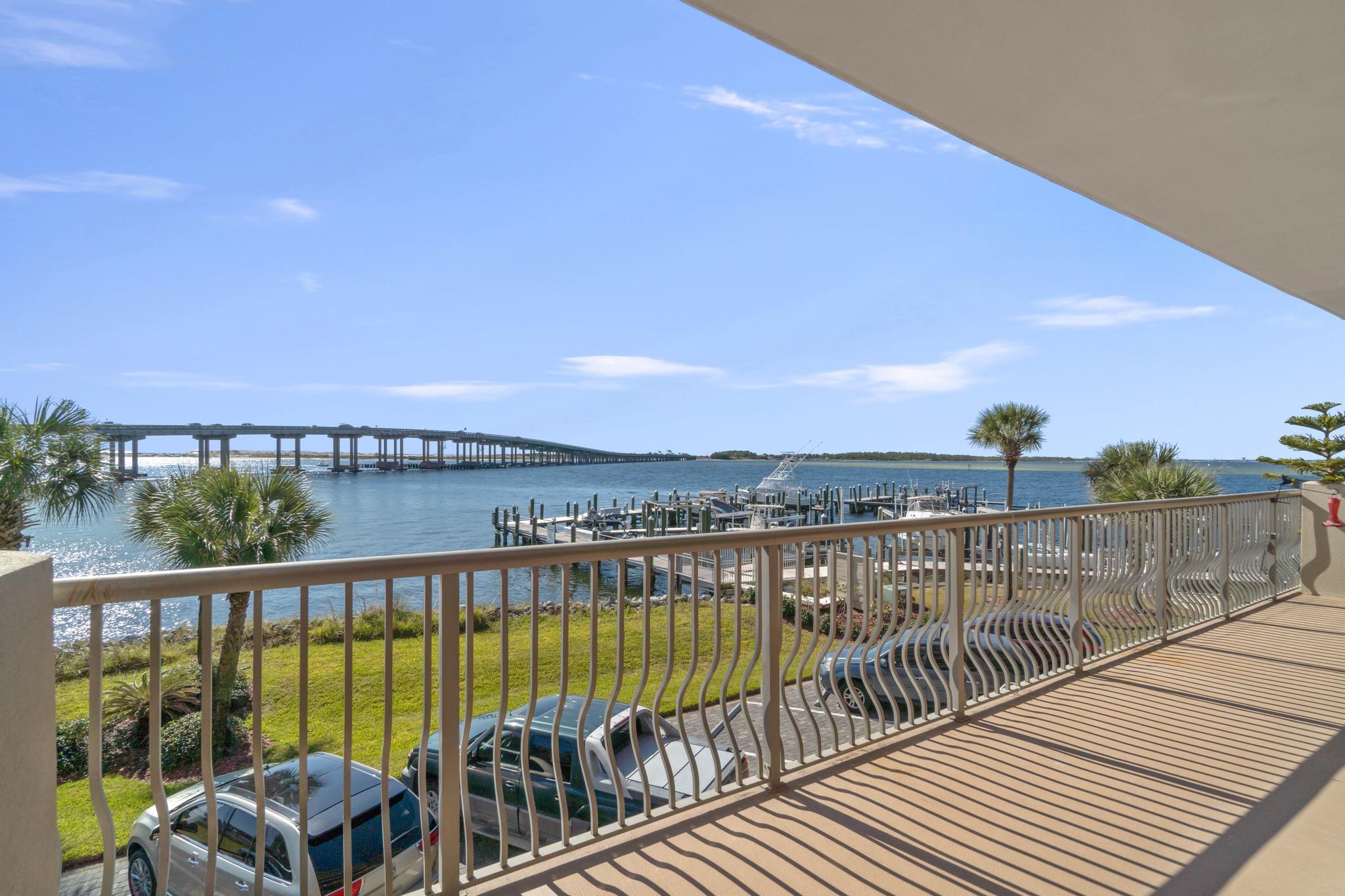 SIDES MORENO POINT WEST - Residential