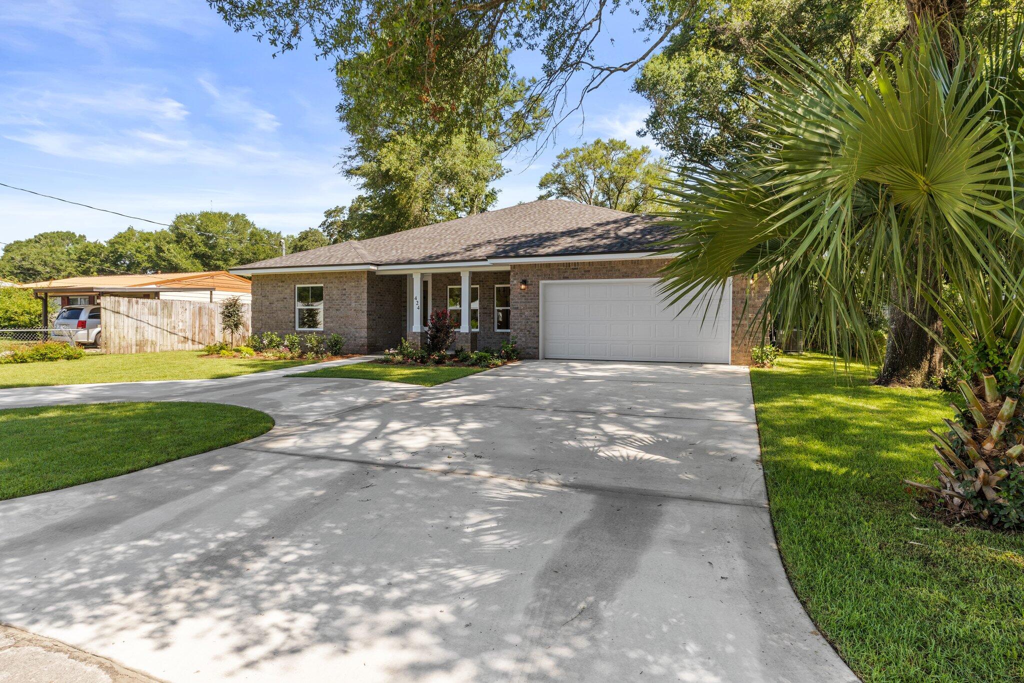 RE S/D RACE TRACK RD S/D LOT 17 BLK F - Residential