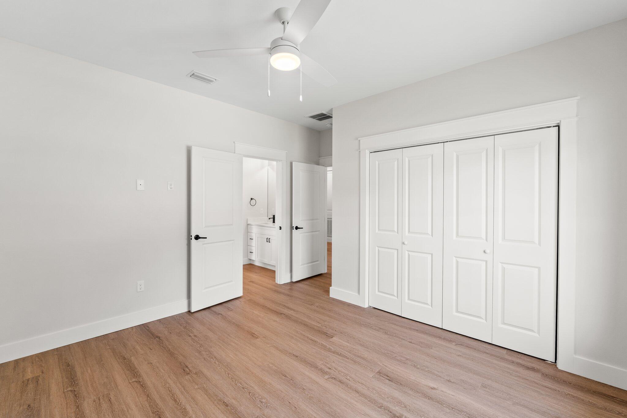 RE S/D RACE TRACK RD S/D LOT 17 BLK F - Residential