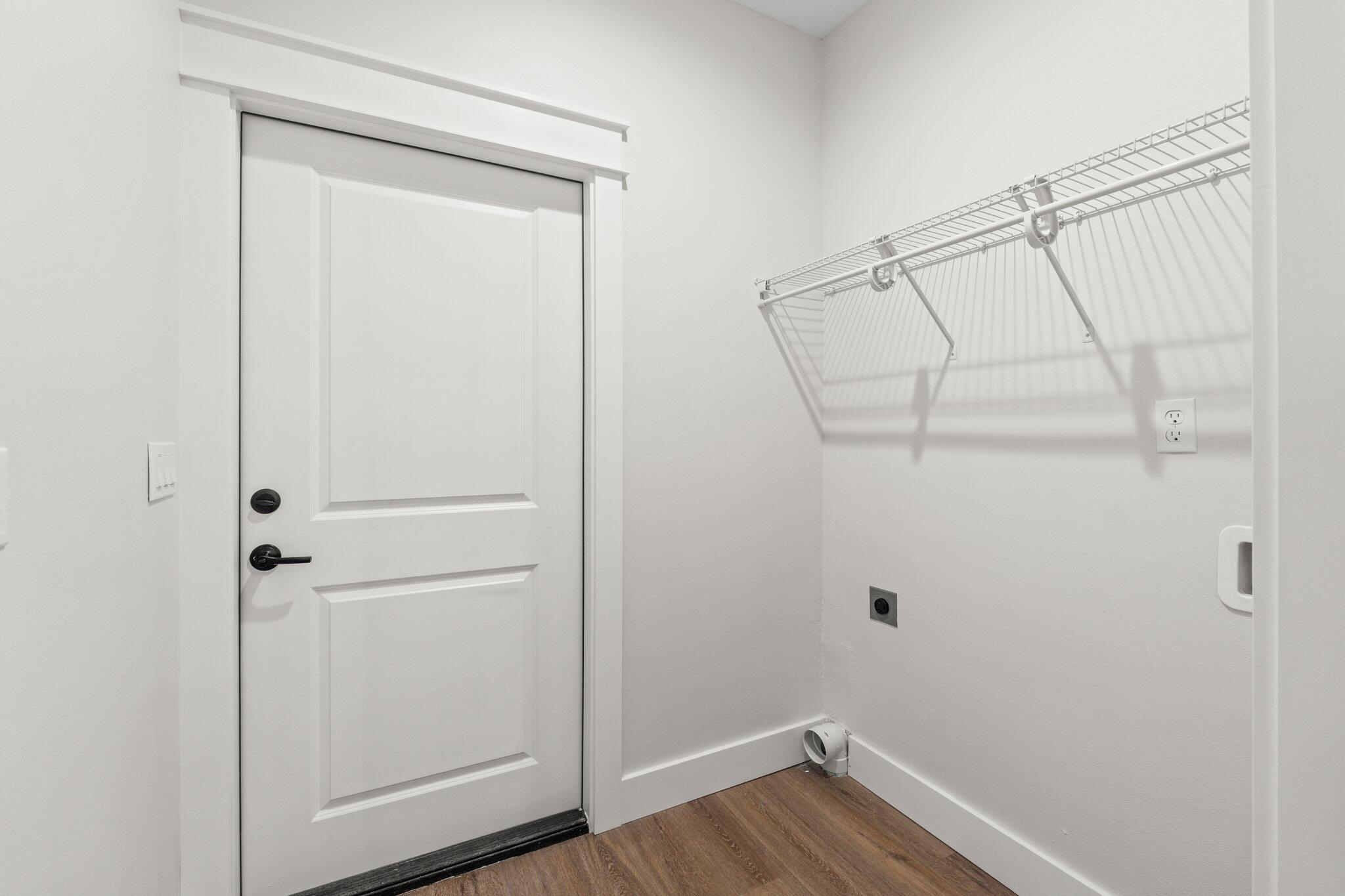 RE S/D RACE TRACK RD S/D LOT 17 BLK F - Residential
