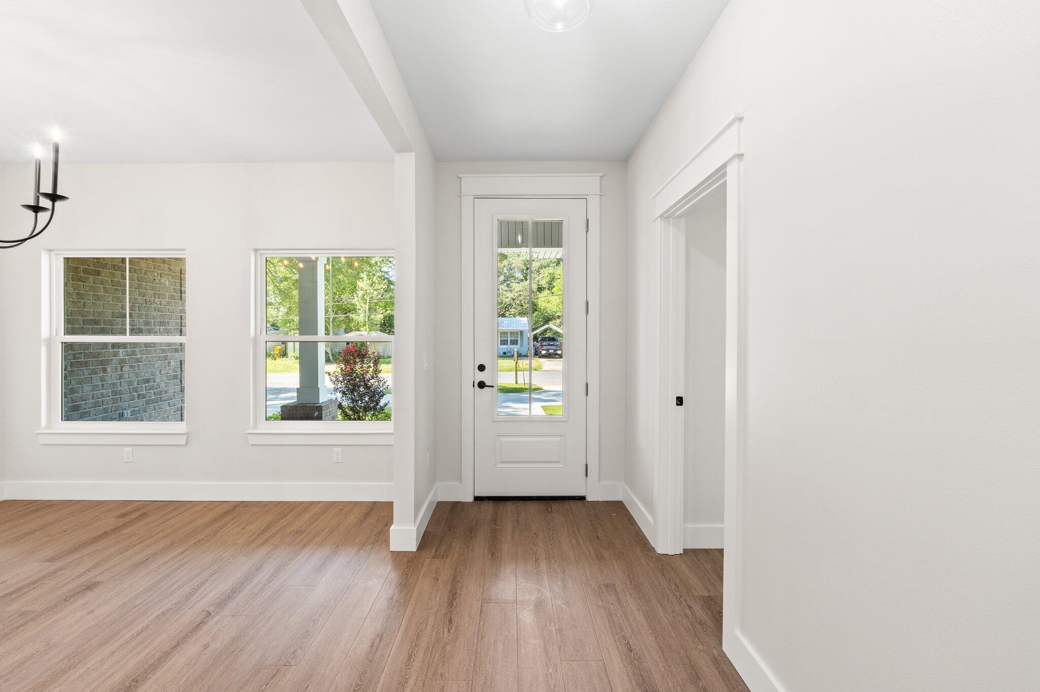 RE S/D RACE TRACK RD S/D LOT 17 BLK F - Residential