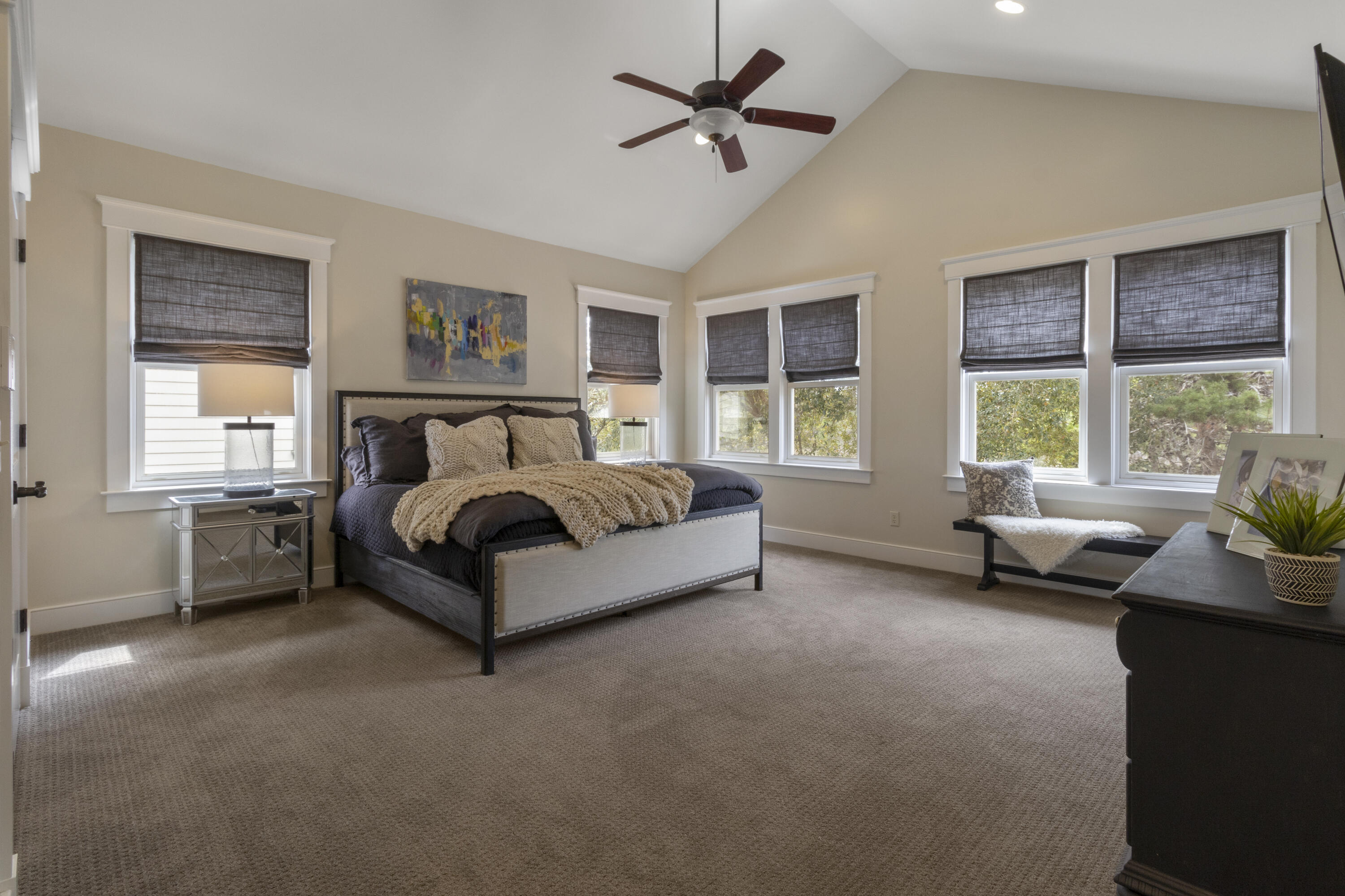 WILD HERON - Residential