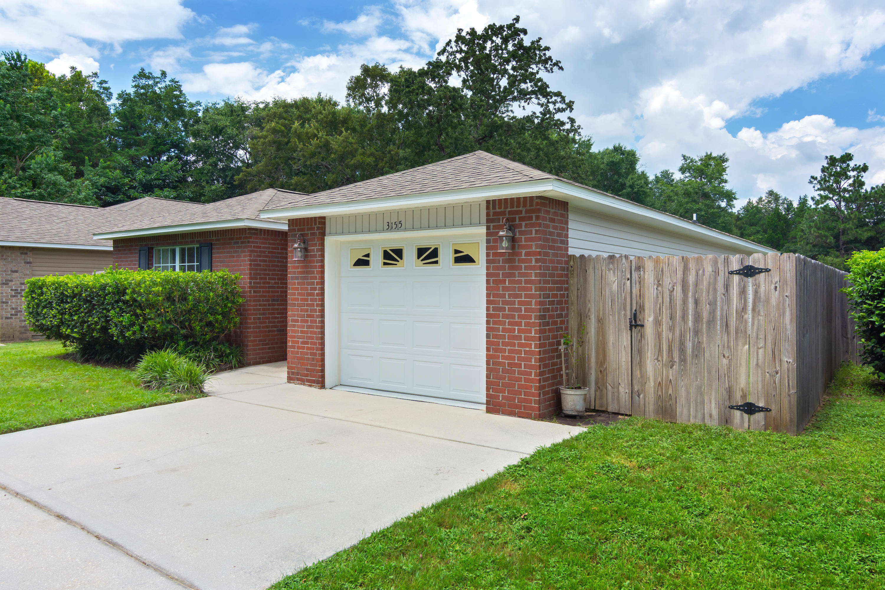 GARDEN CITY - Residential