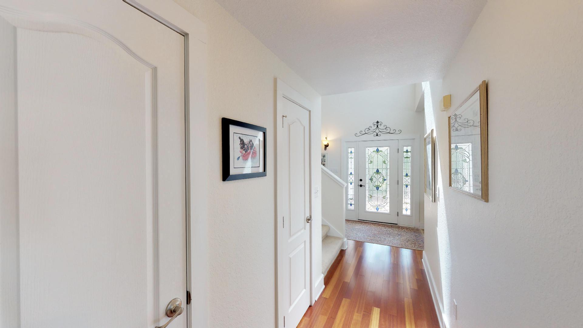 DANA POINTE - Residential