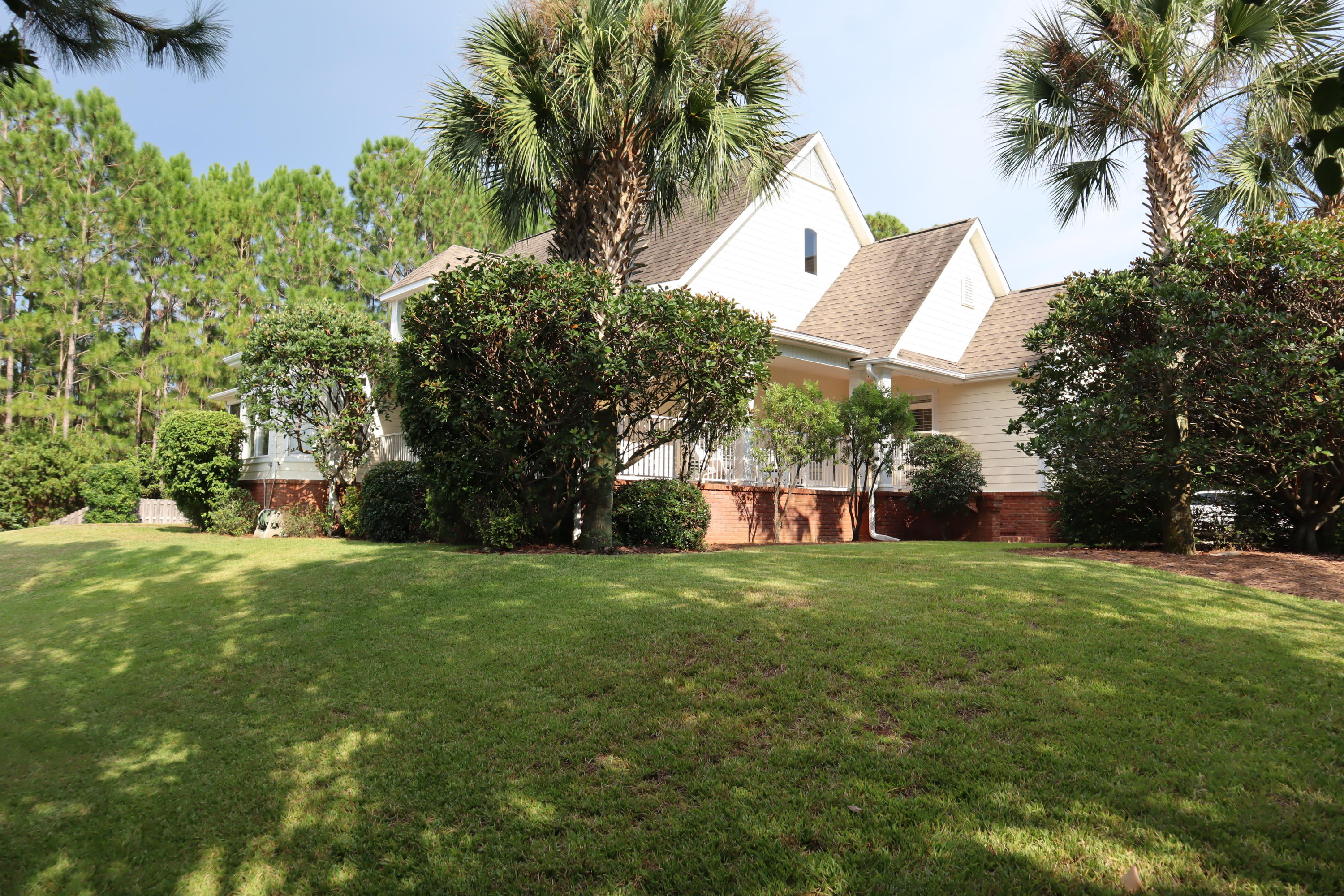 DANA POINTE - Residential