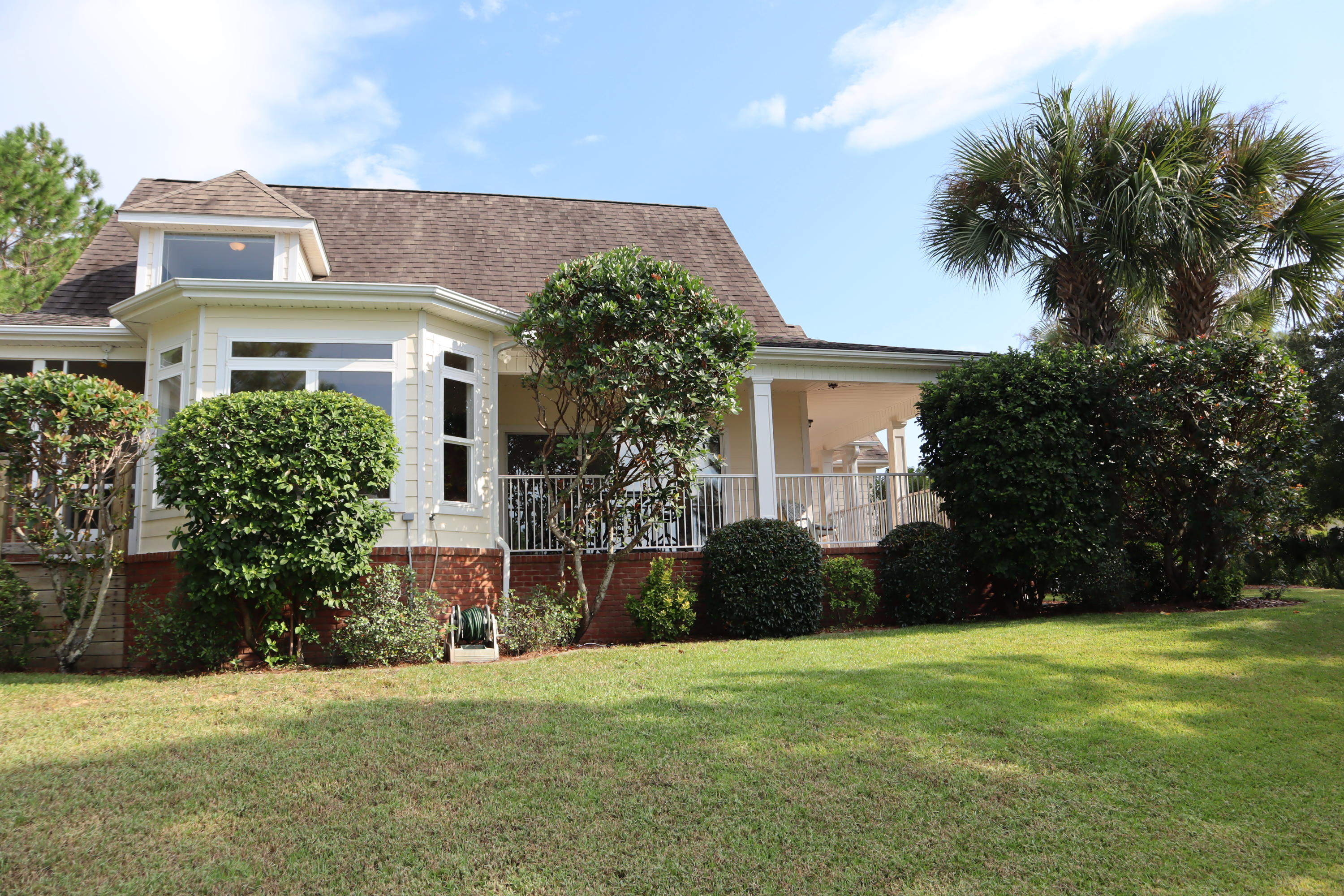 DANA POINTE - Residential
