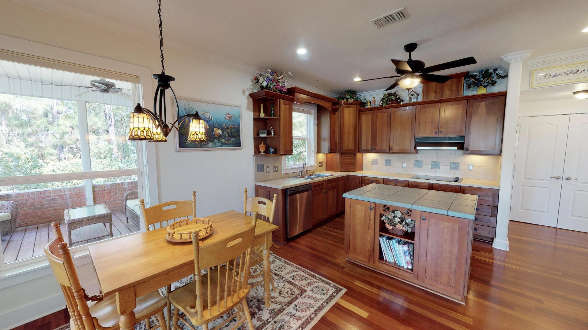 DANA POINTE - Residential