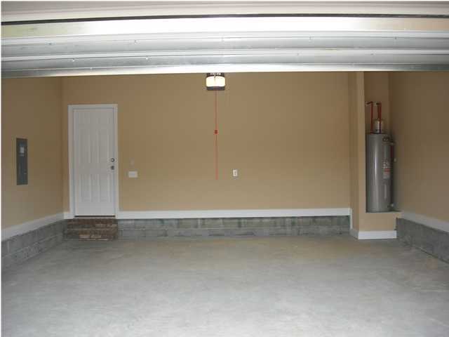 ROLLING RIDGE - Residential Lease