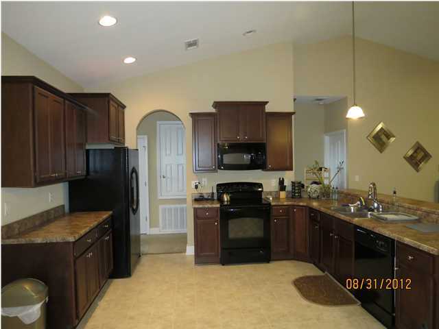 ROLLING RIDGE - Residential Lease