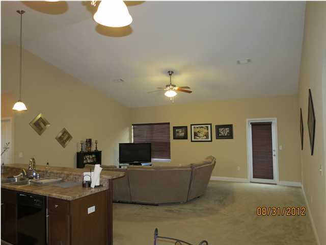 ROLLING RIDGE - Residential Lease