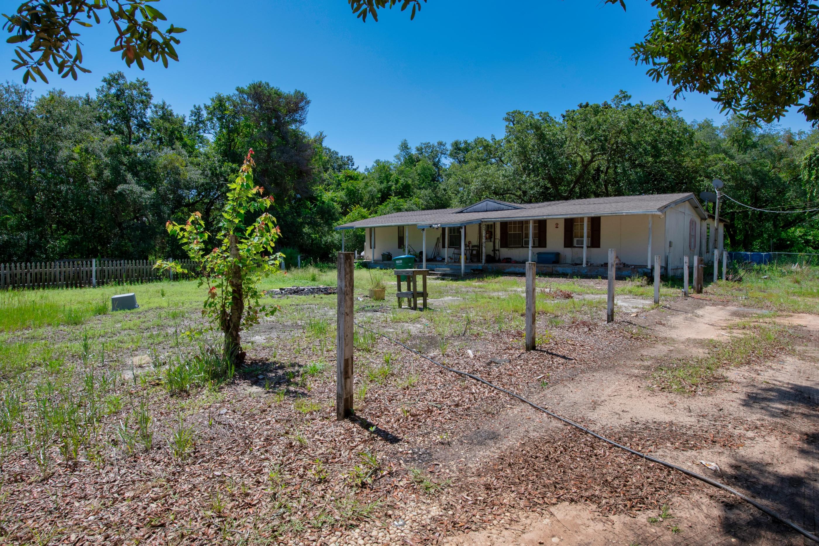 WOODLAWN BEACH - Residential