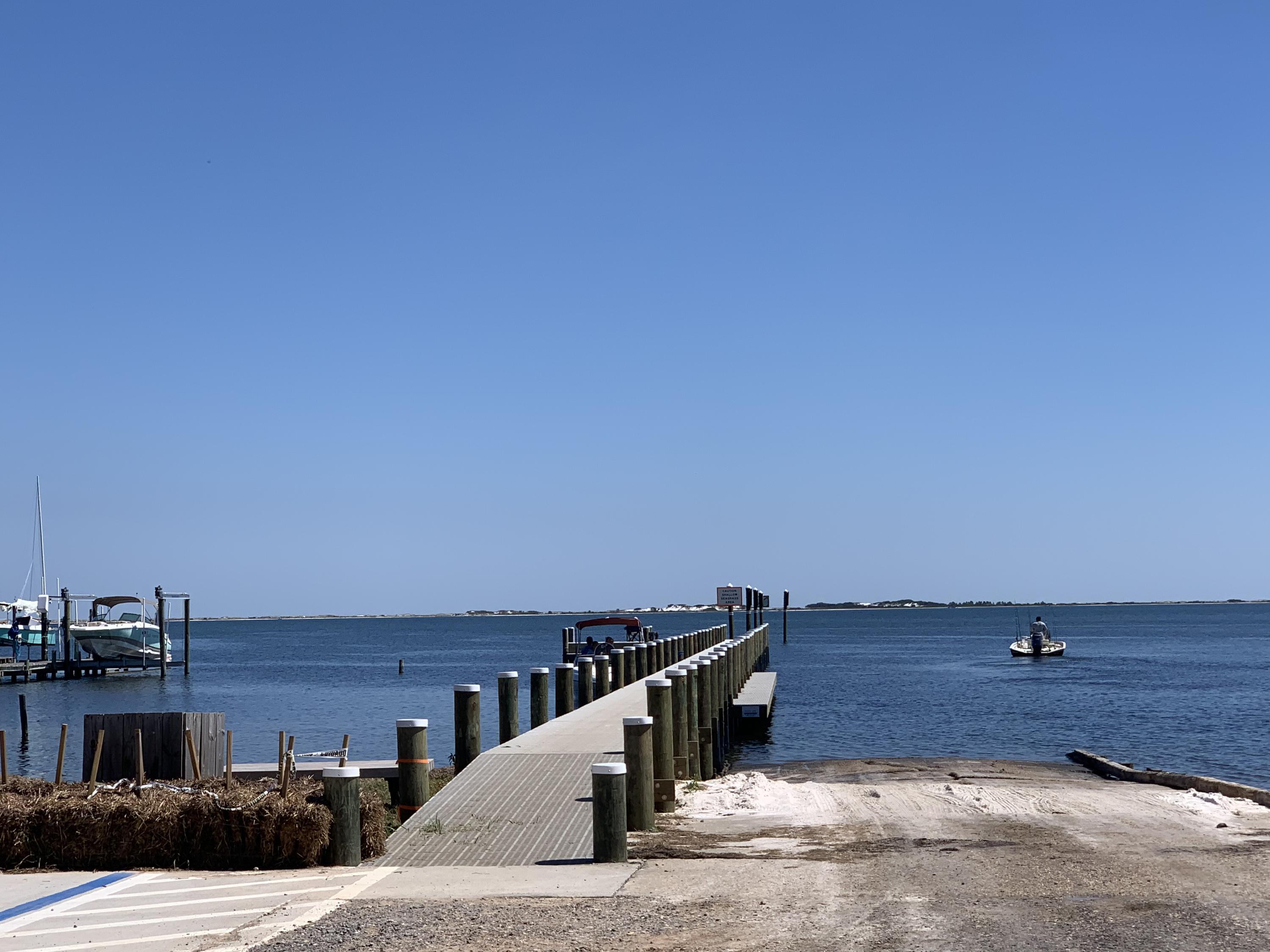 WOODLAWN BEACH - Residential