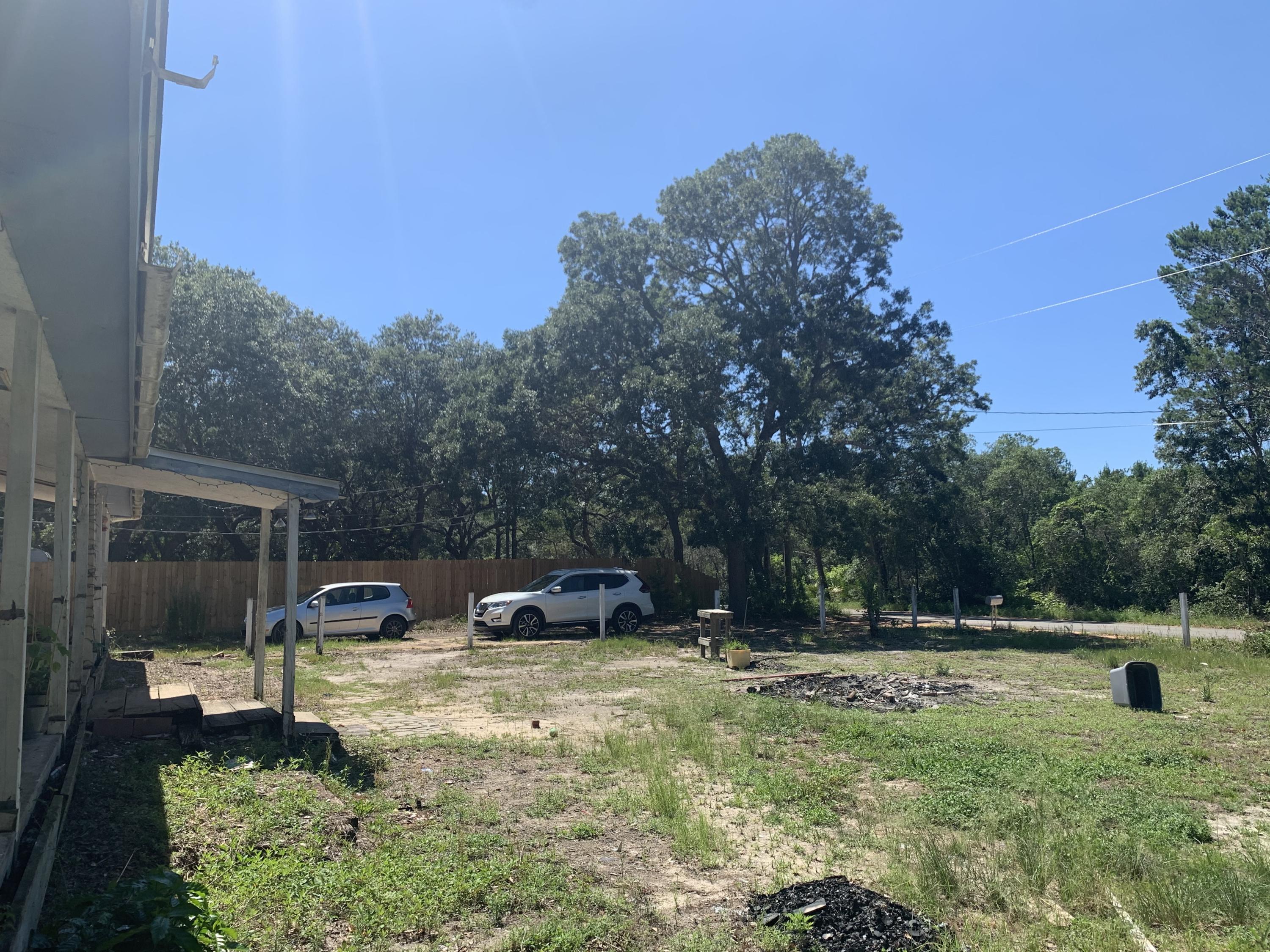 WOODLAWN BEACH - Residential