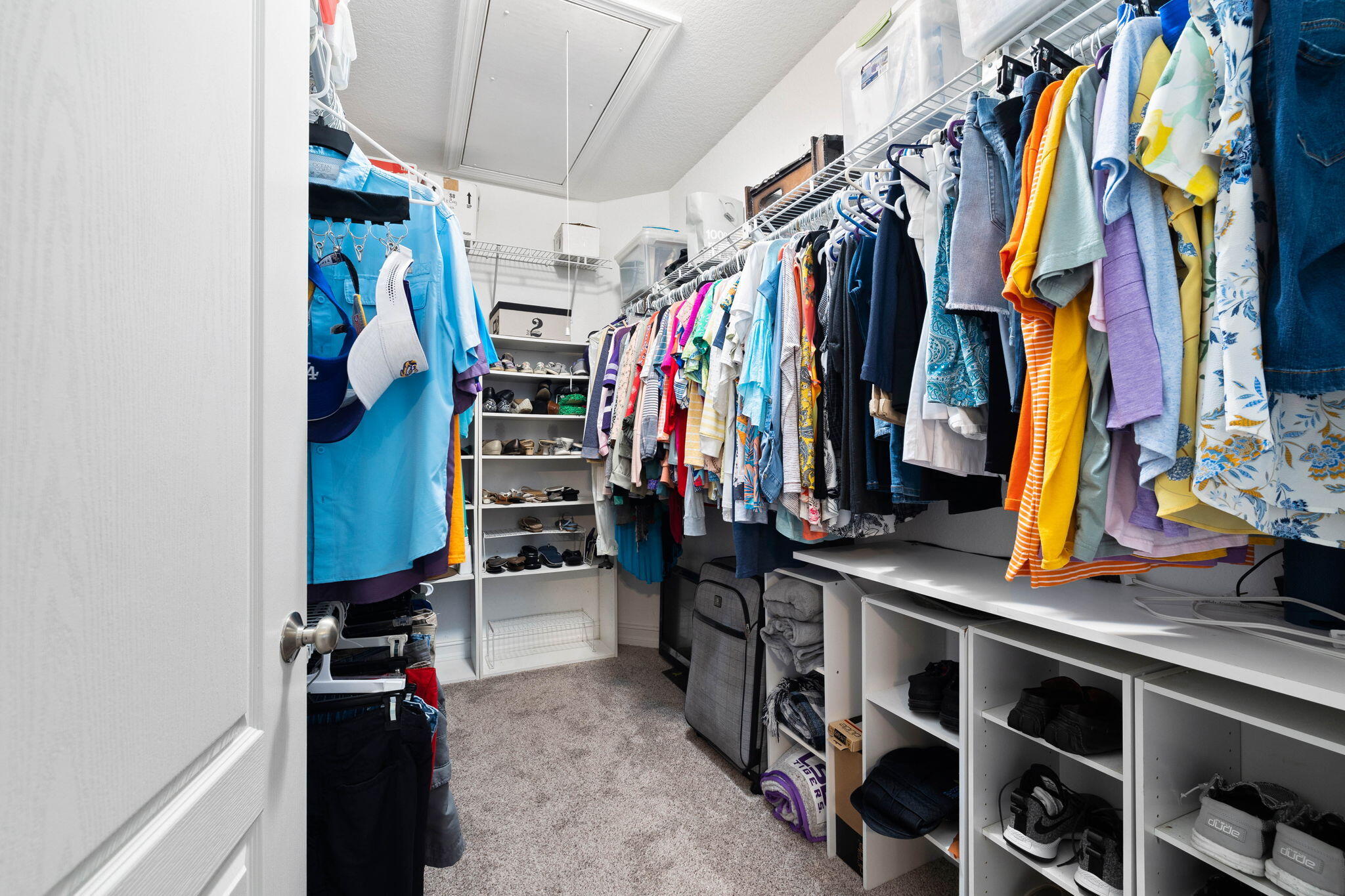 DIAMOND LAKES - Residential