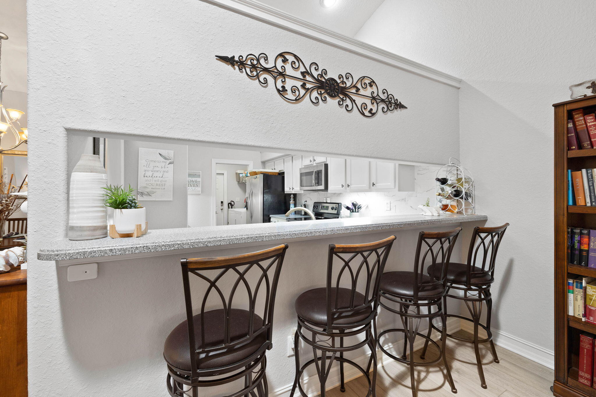 DIAMOND LAKES - Residential