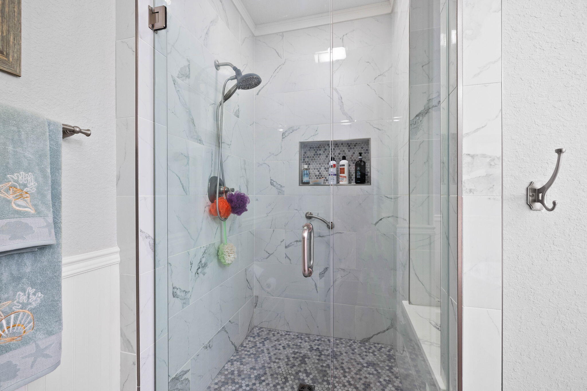 DIAMOND LAKES - Residential