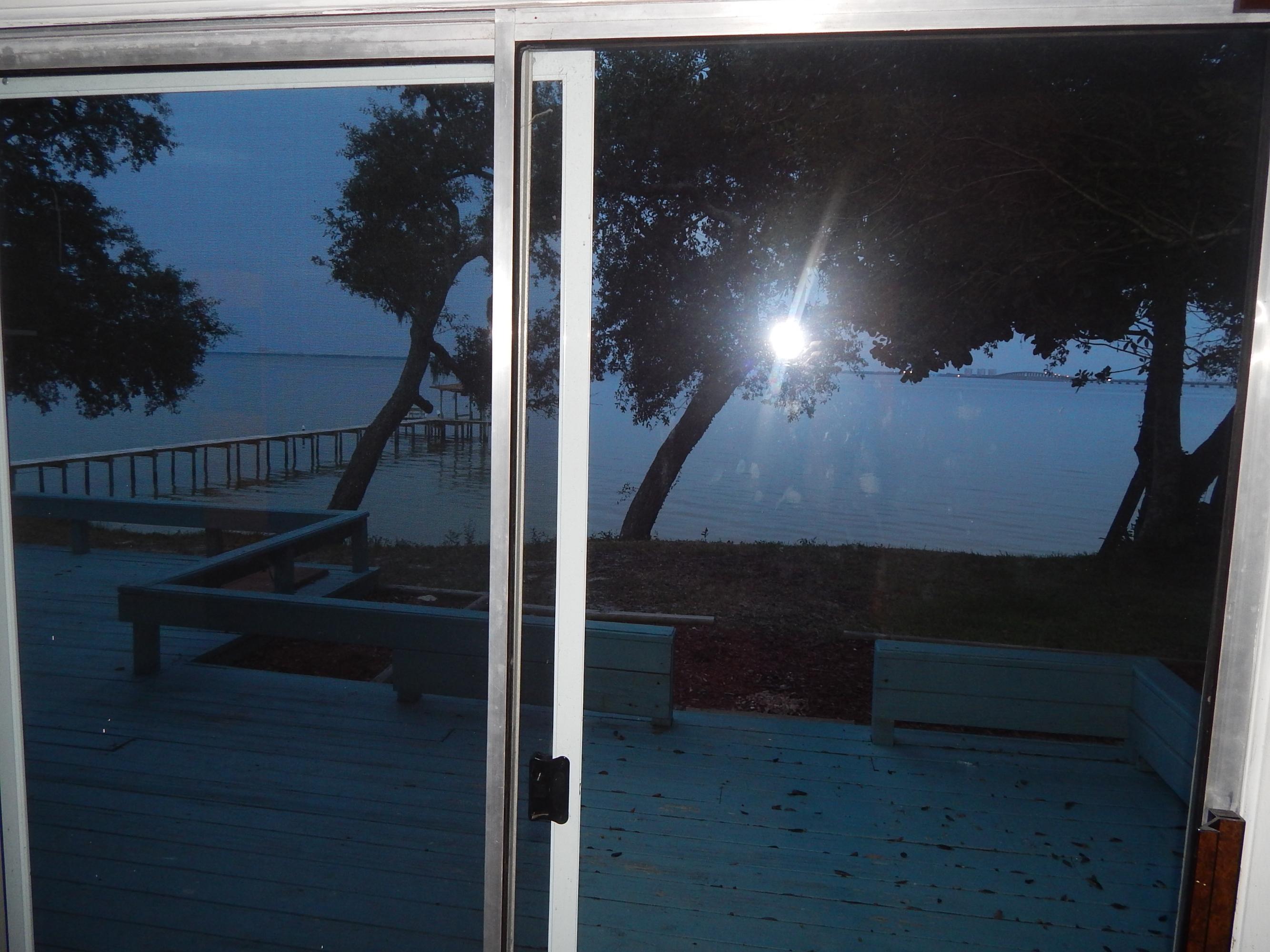 LAKE PIPPIN - Residential