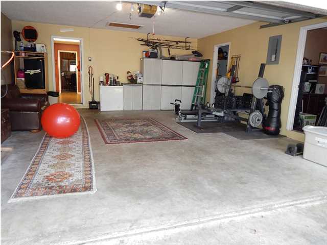 LAKE PIPPIN - Residential