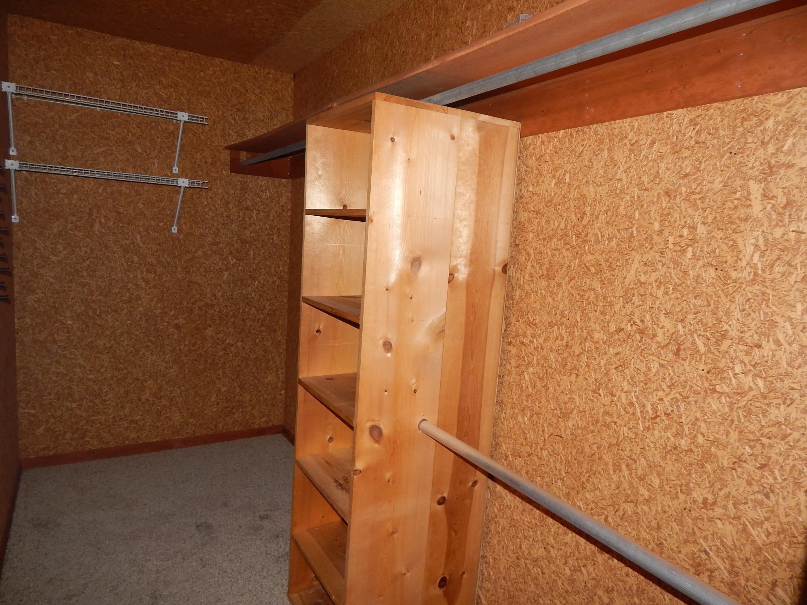 LAKE PIPPIN - Residential